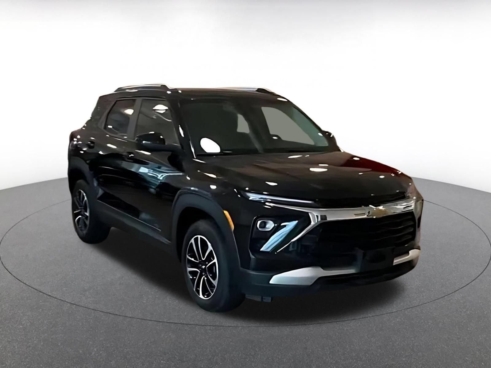 Thumbnail: 2025 Chevrolet TrailBlazer - 15