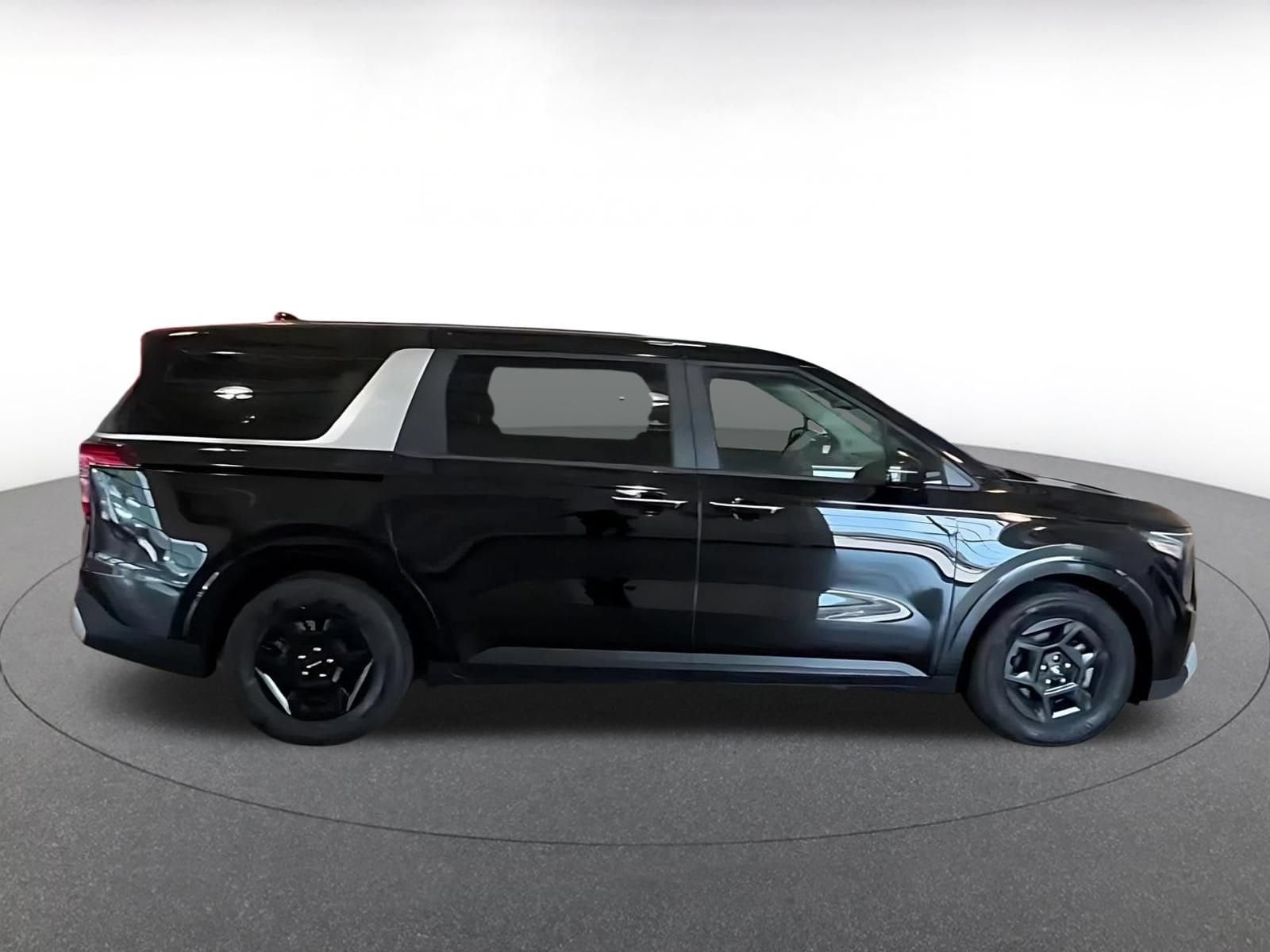 Thumbnail: 2026 Kia Carnival - 15
