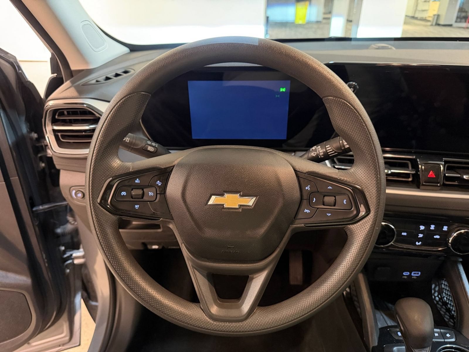 Thumbnail: 2025 Chevrolet TrailBlazer - 22