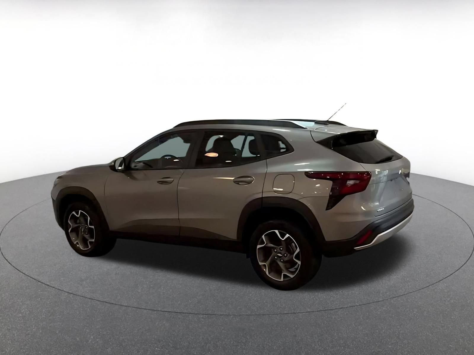 Thumbnail: 2025 Chevrolet Trax - 14