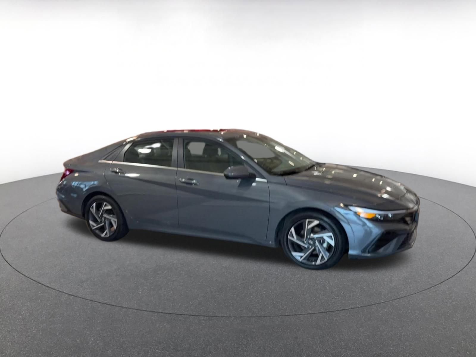 Thumbnail: 2025 Hyundai Elantra - 2