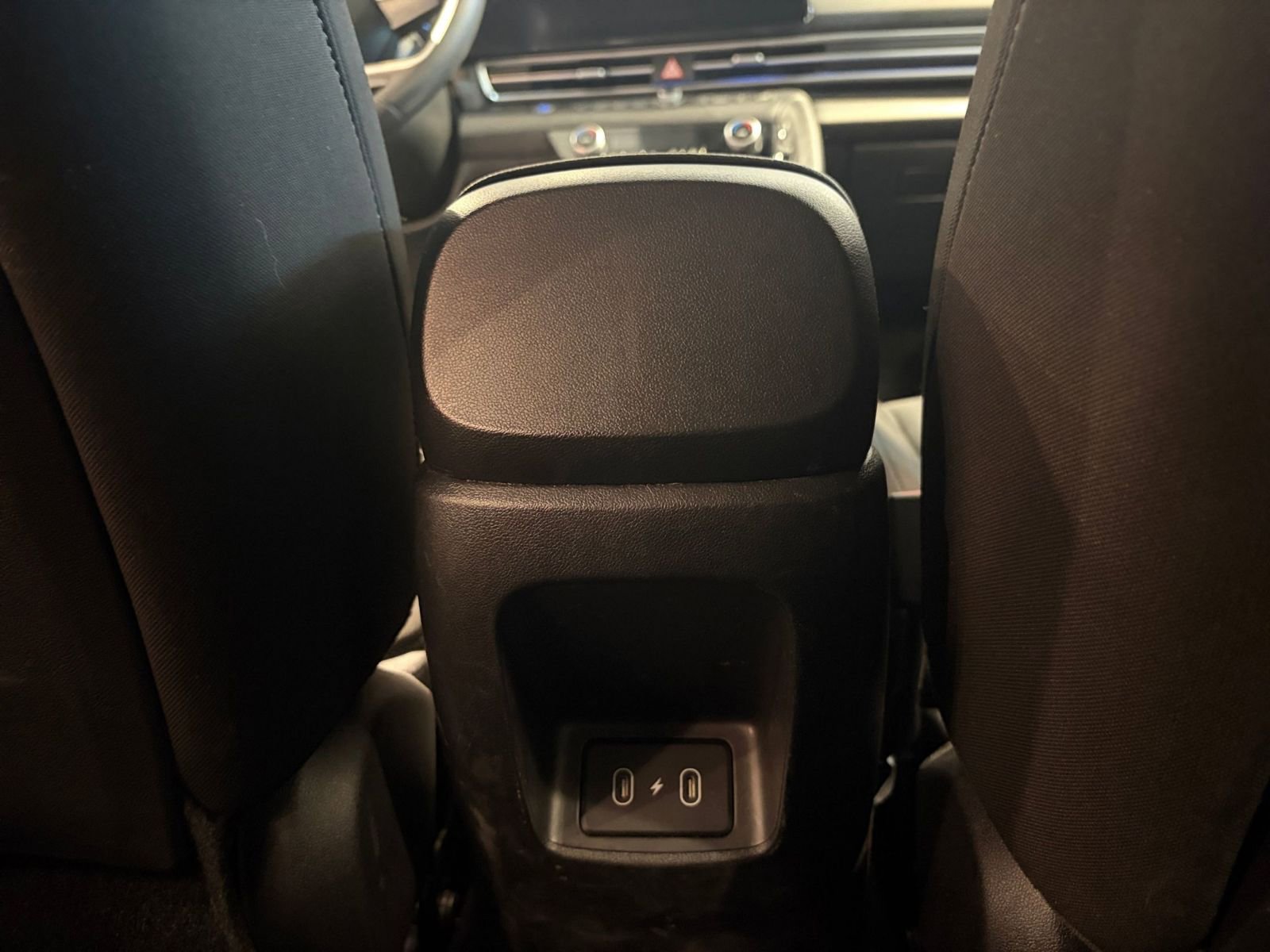 Thumbnail: 2025 Hyundai Elantra - 24