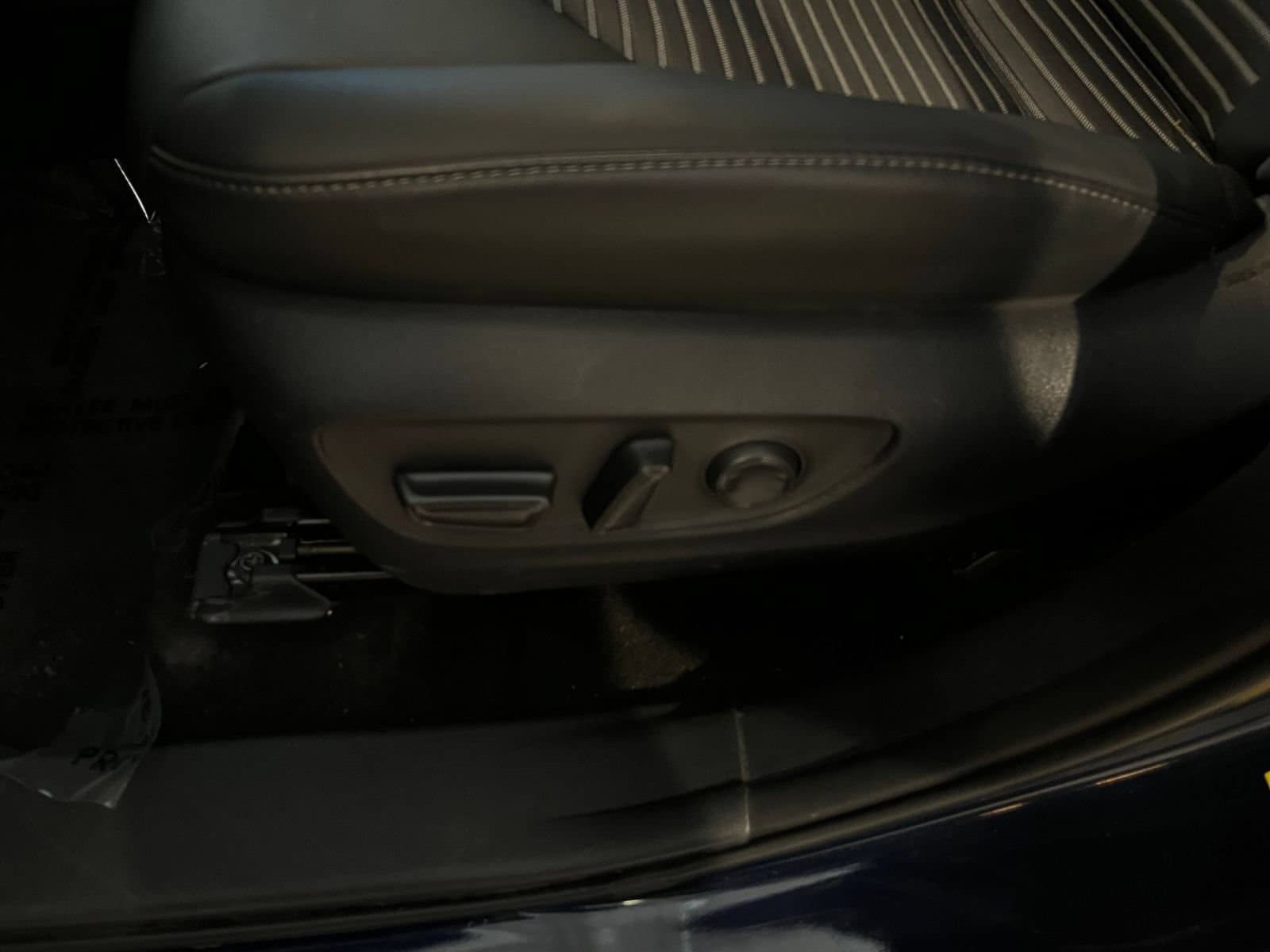 Thumbnail: 2025 Toyota Highlander - 22