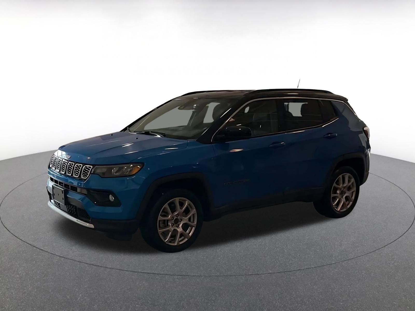 Thumbnail: 2025 Jeep Compass - 8