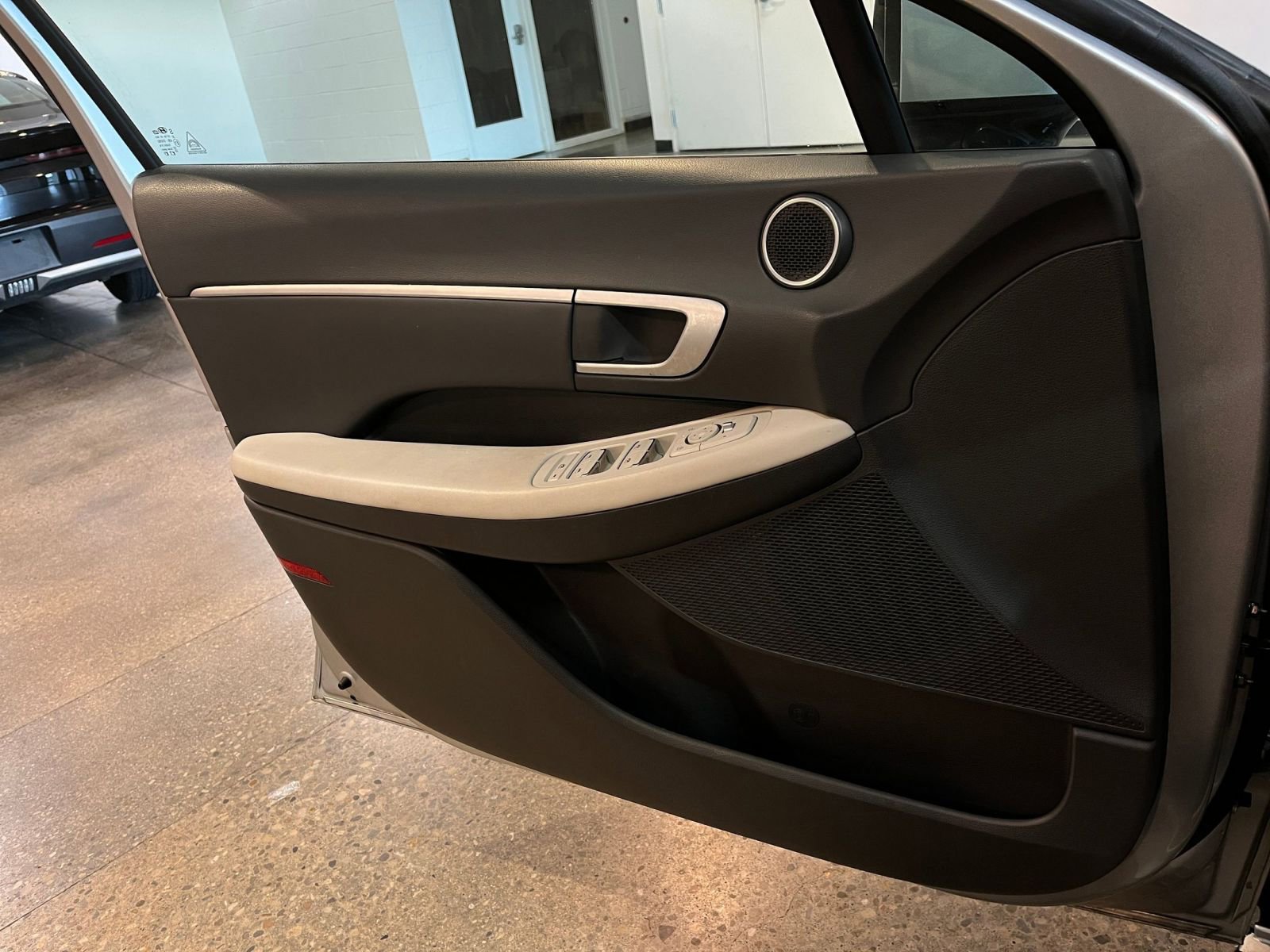 Thumbnail: 2025 Hyundai Sonata - 18