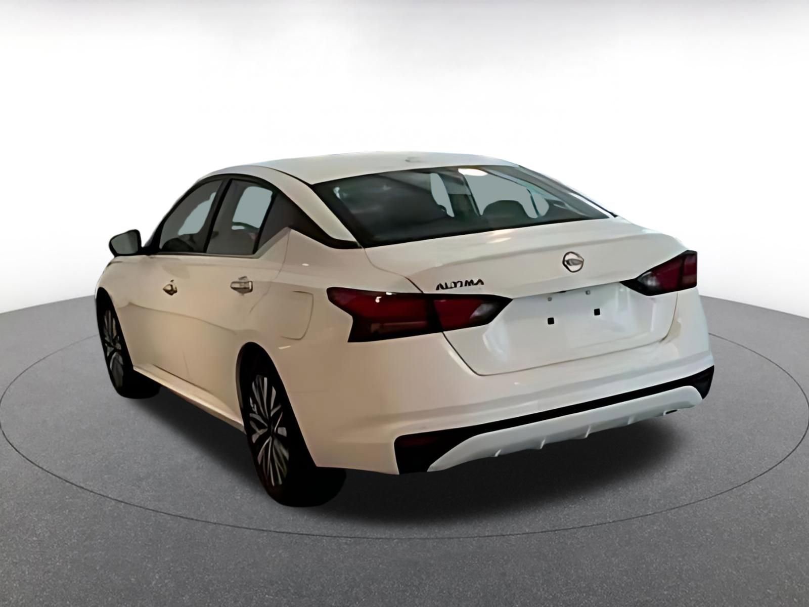 Thumbnail: 2025 Nissan Altima - 15