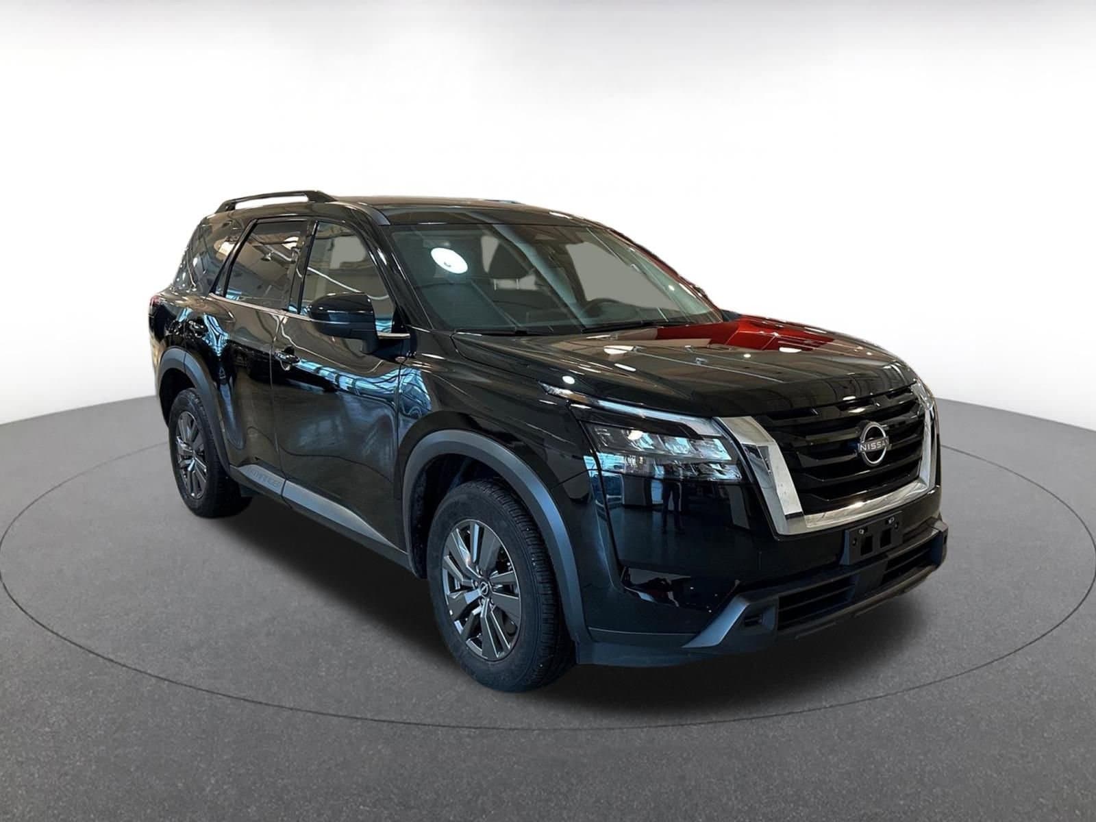 Thumbnail: 2025 Nissan Pathfinder - 1