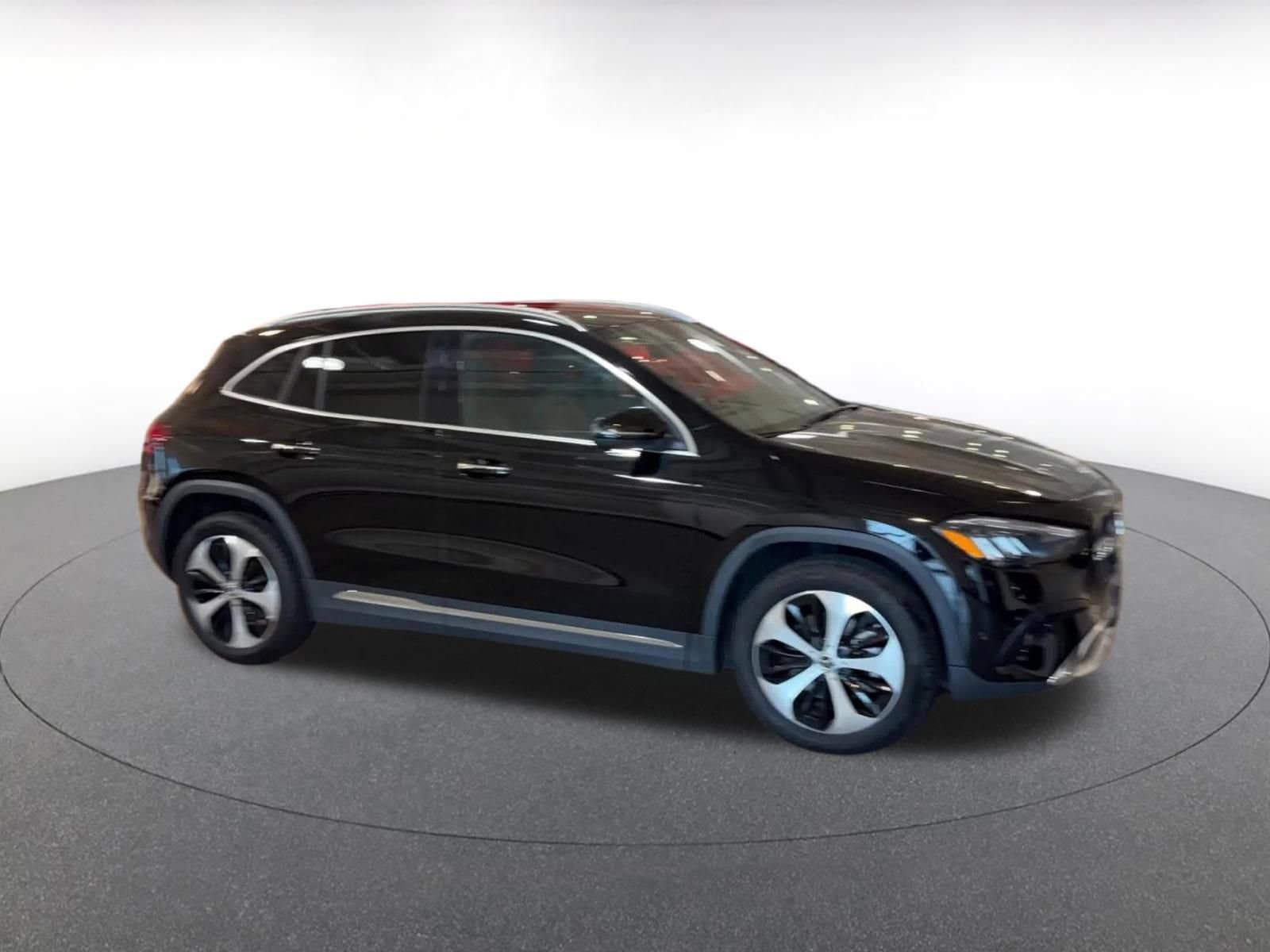 Thumbnail: 2025 Mercedes-Benz GLA - 2