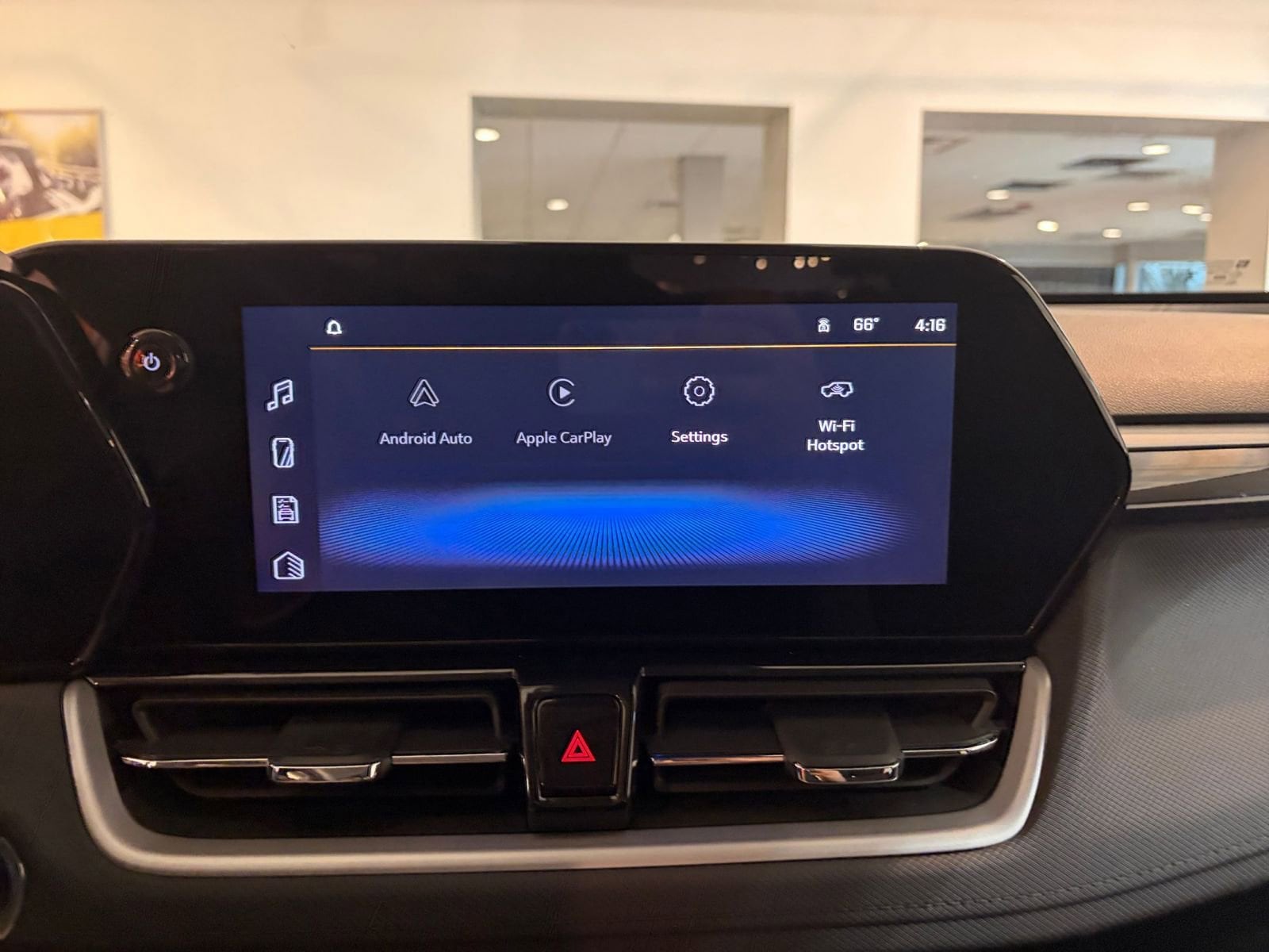 Thumbnail: 2025 Chevrolet TrailBlazer - 22