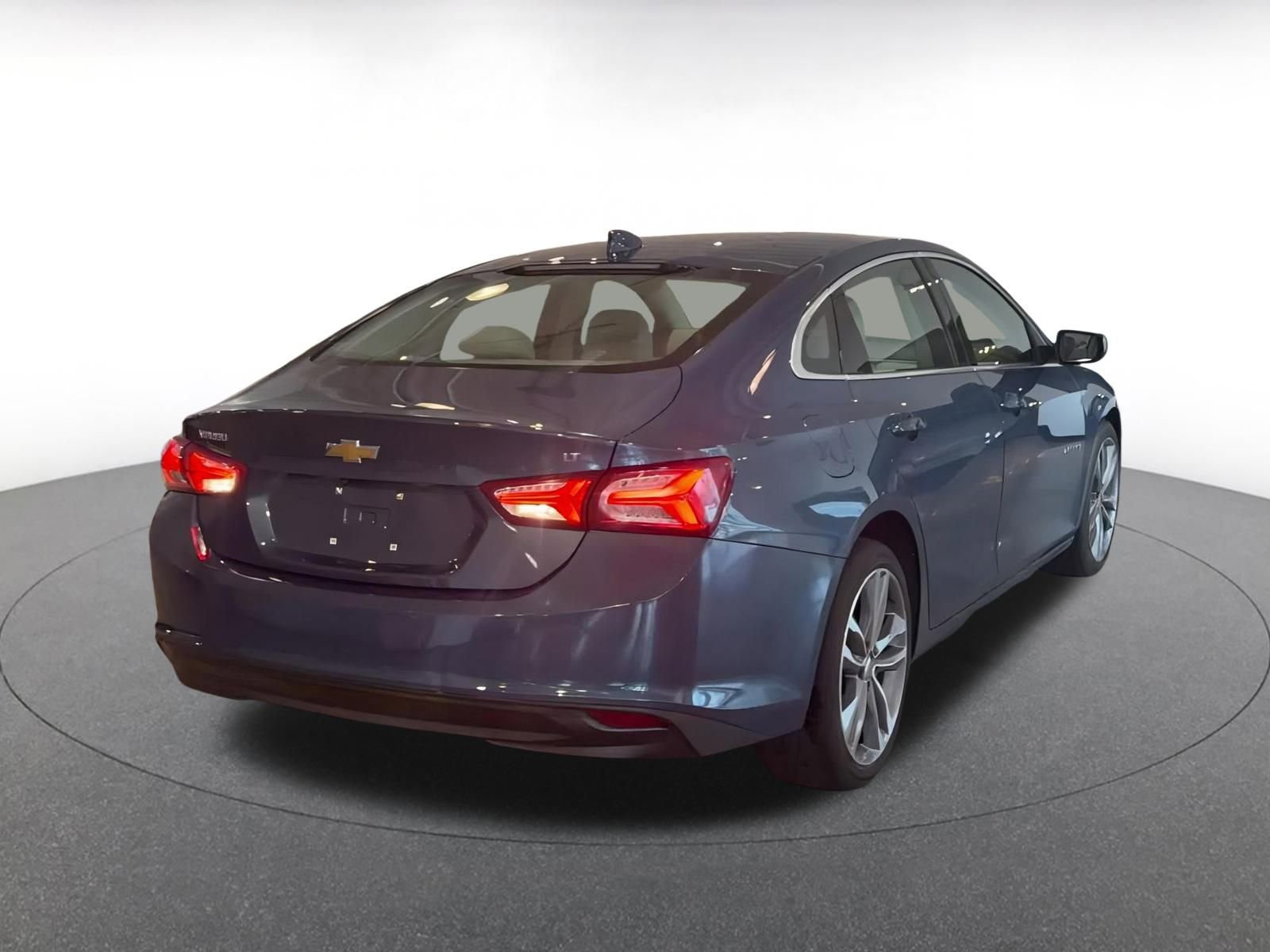 Thumbnail: 2024 Chevrolet Malibu - 15