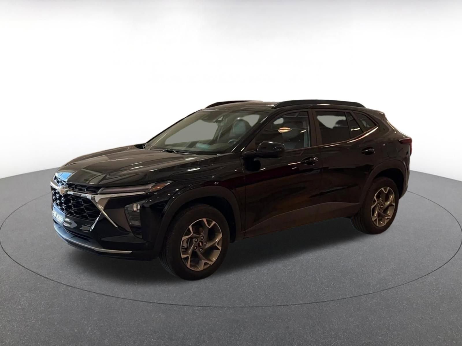 Thumbnail: 2025 Chevrolet Trax - 8