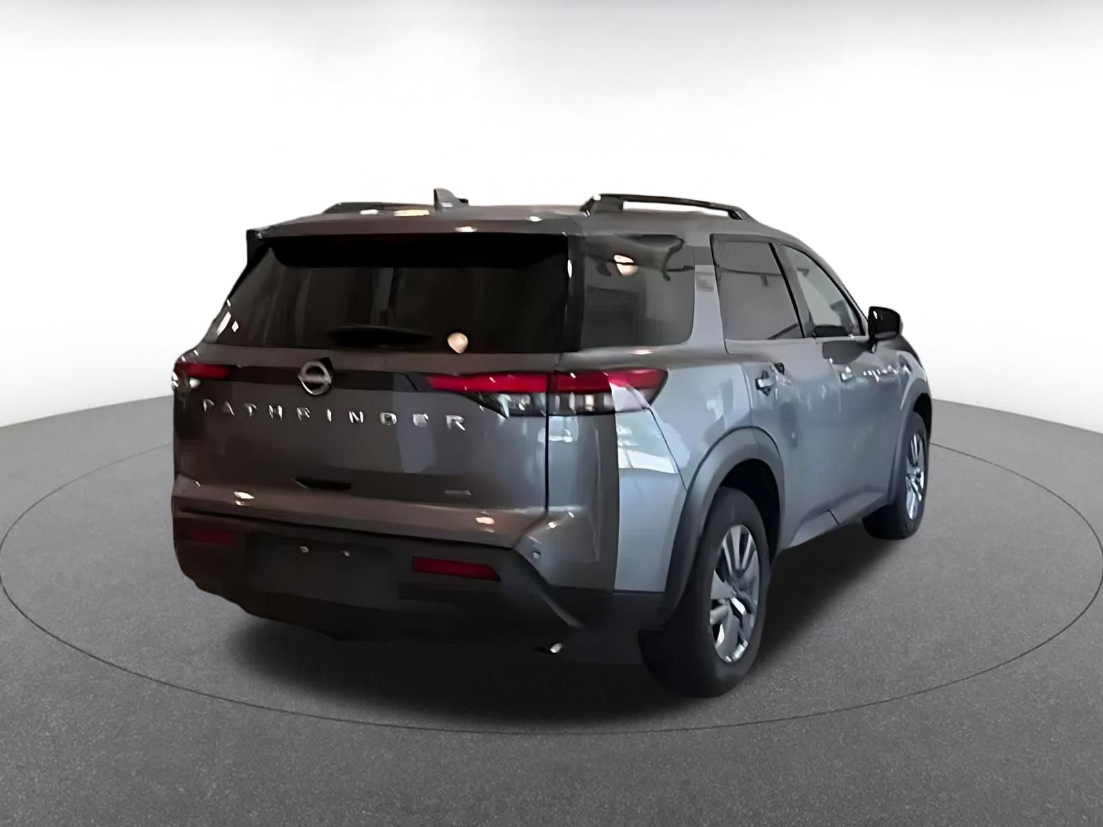 Thumbnail: 2025 Nissan Pathfinder - 12