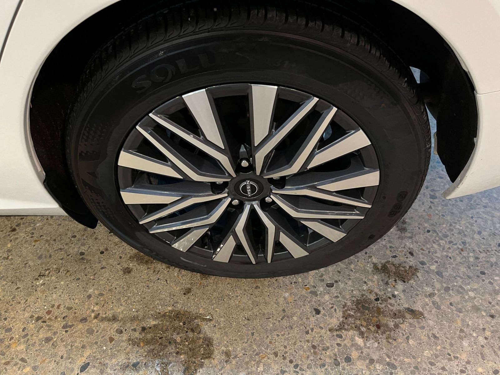 Thumbnail: 2025 Nissan Altima - 29