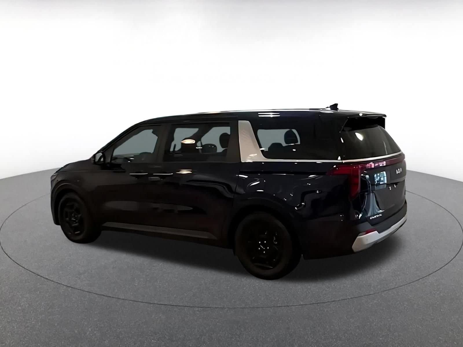 Thumbnail: 2026 Kia Carnival - 8