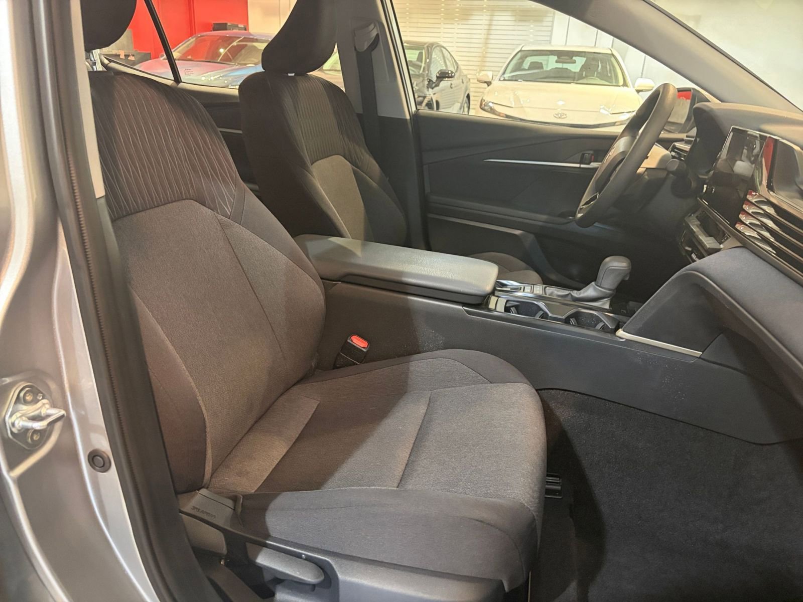 Thumbnail: 2025 Toyota Camry - 35