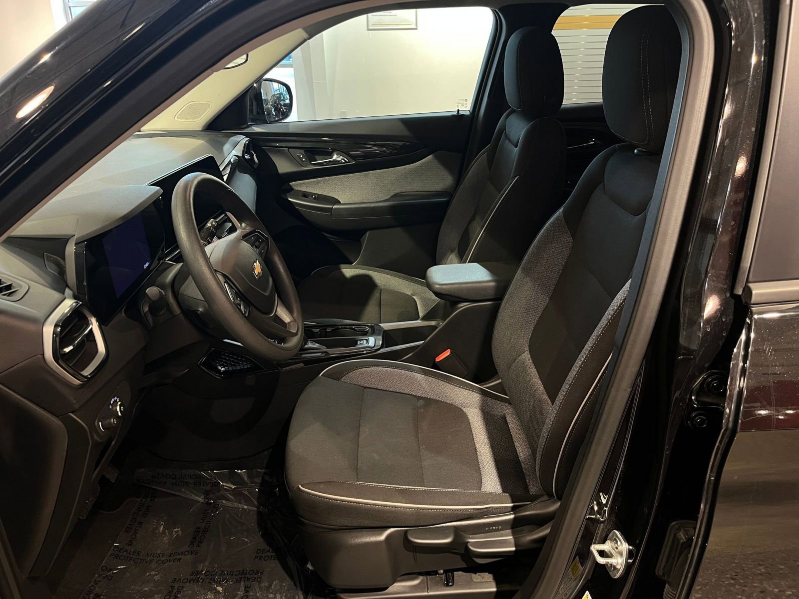 Thumbnail: 2025 Chevrolet TrailBlazer - 27