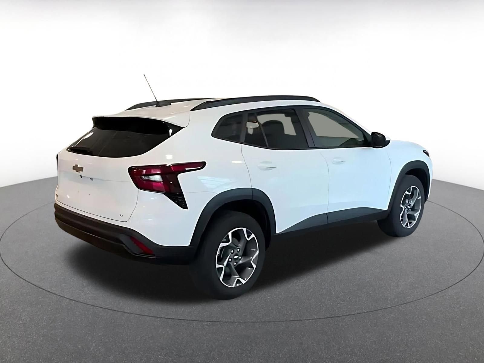 Thumbnail: 2025 Chevrolet Trax - 12