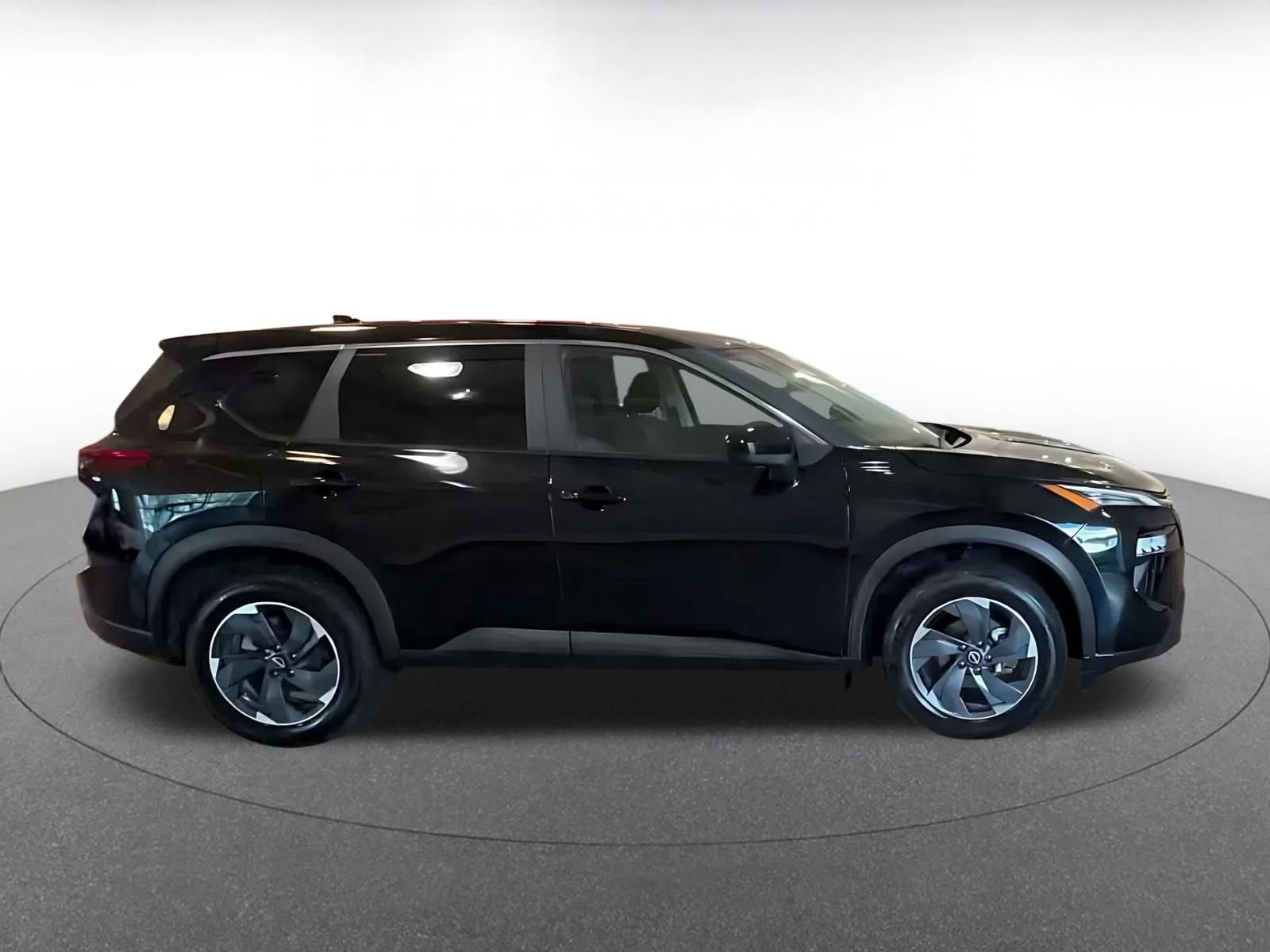 Thumbnail: 2025 Nissan Rogue - 15