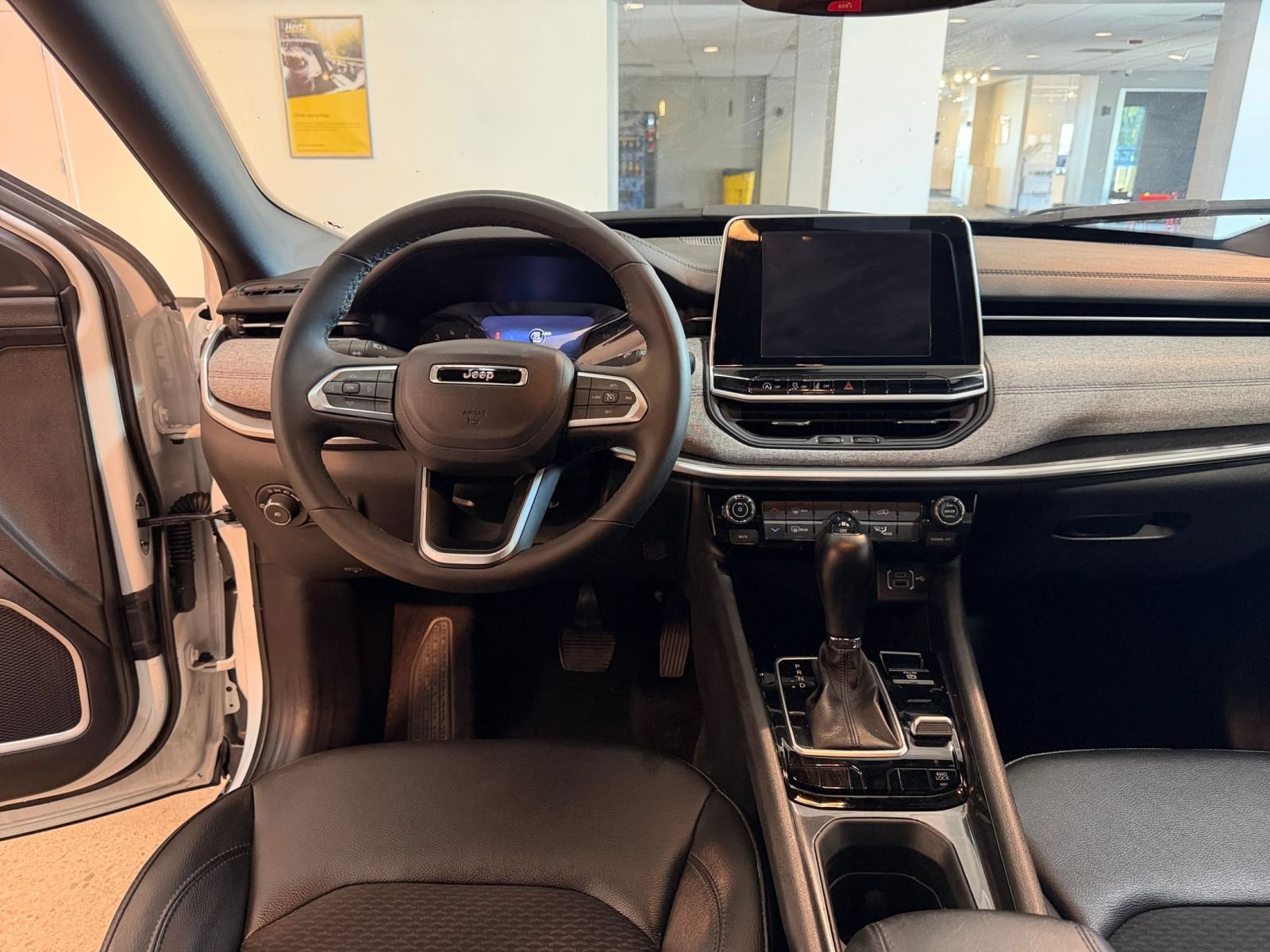 Thumbnail: 2025 Jeep Compass - 32