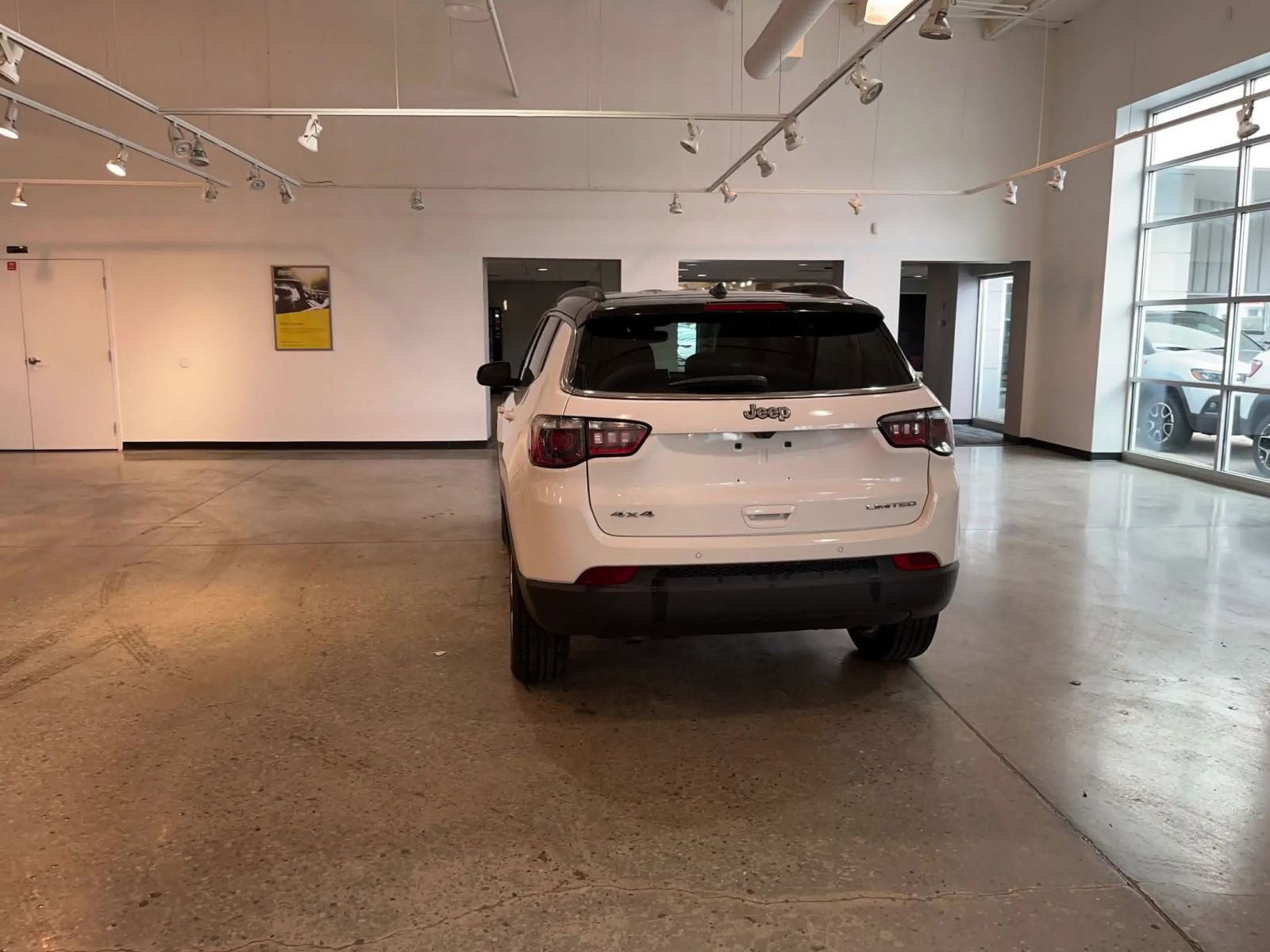 Thumbnail: 2025 Jeep Compass - 16