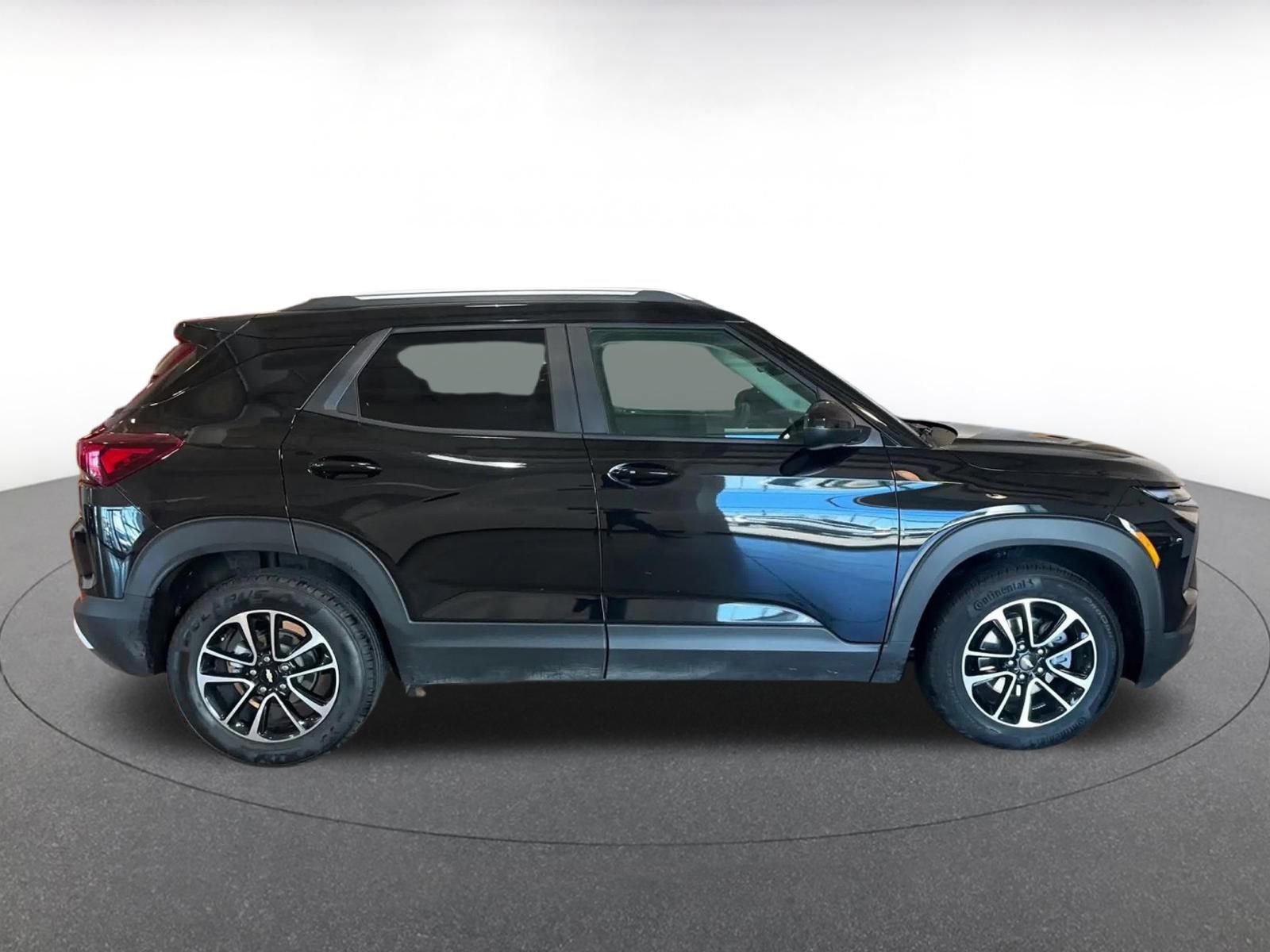 Thumbnail: 2025 Chevrolet TrailBlazer - 16