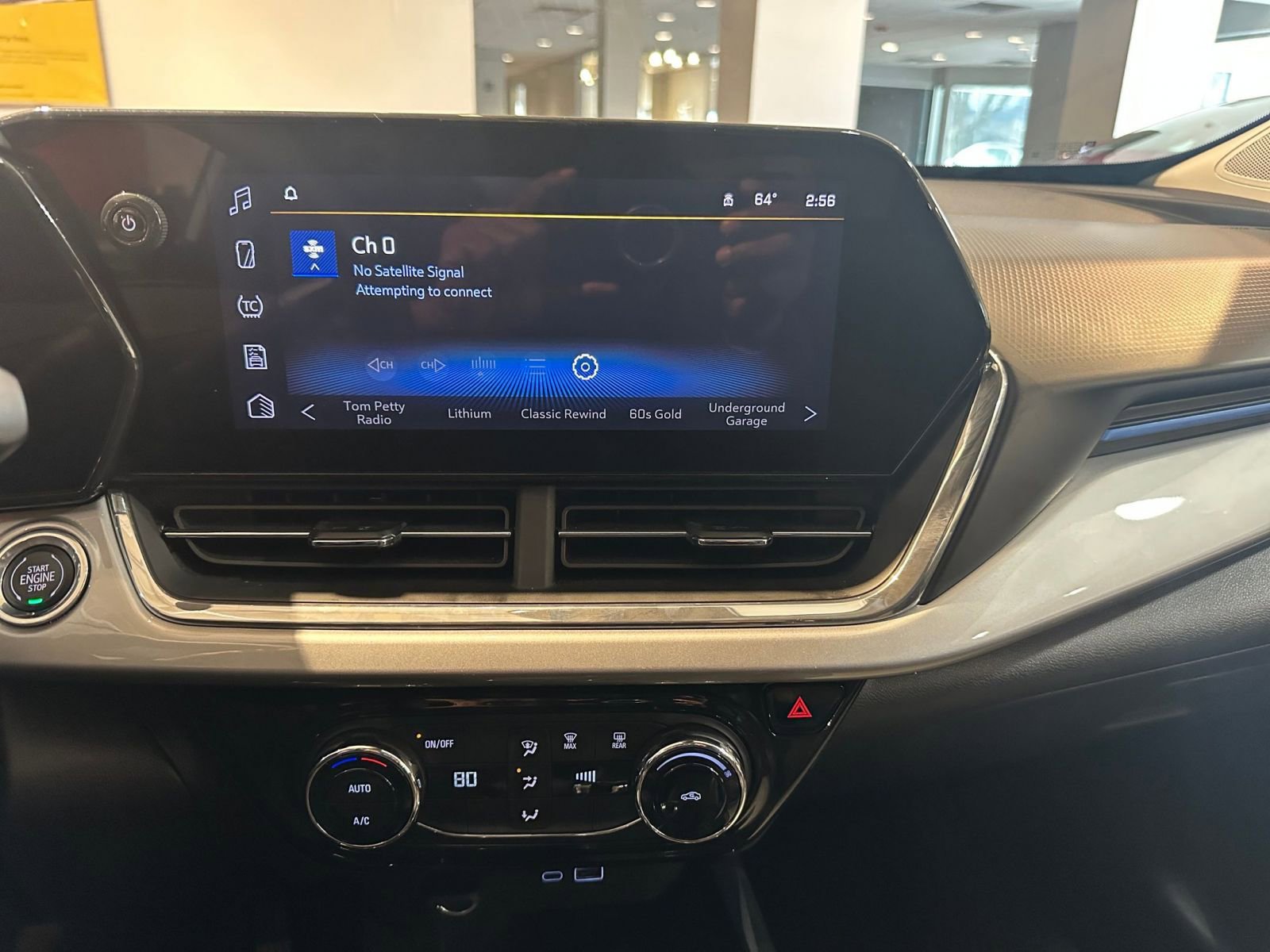 Thumbnail: 2025 Chevrolet Trax - 18