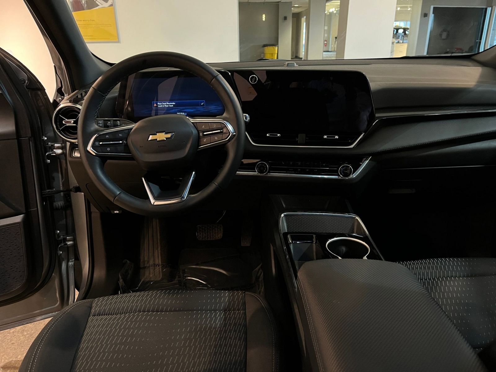 Thumbnail: 2025 Chevrolet Equinox - 35