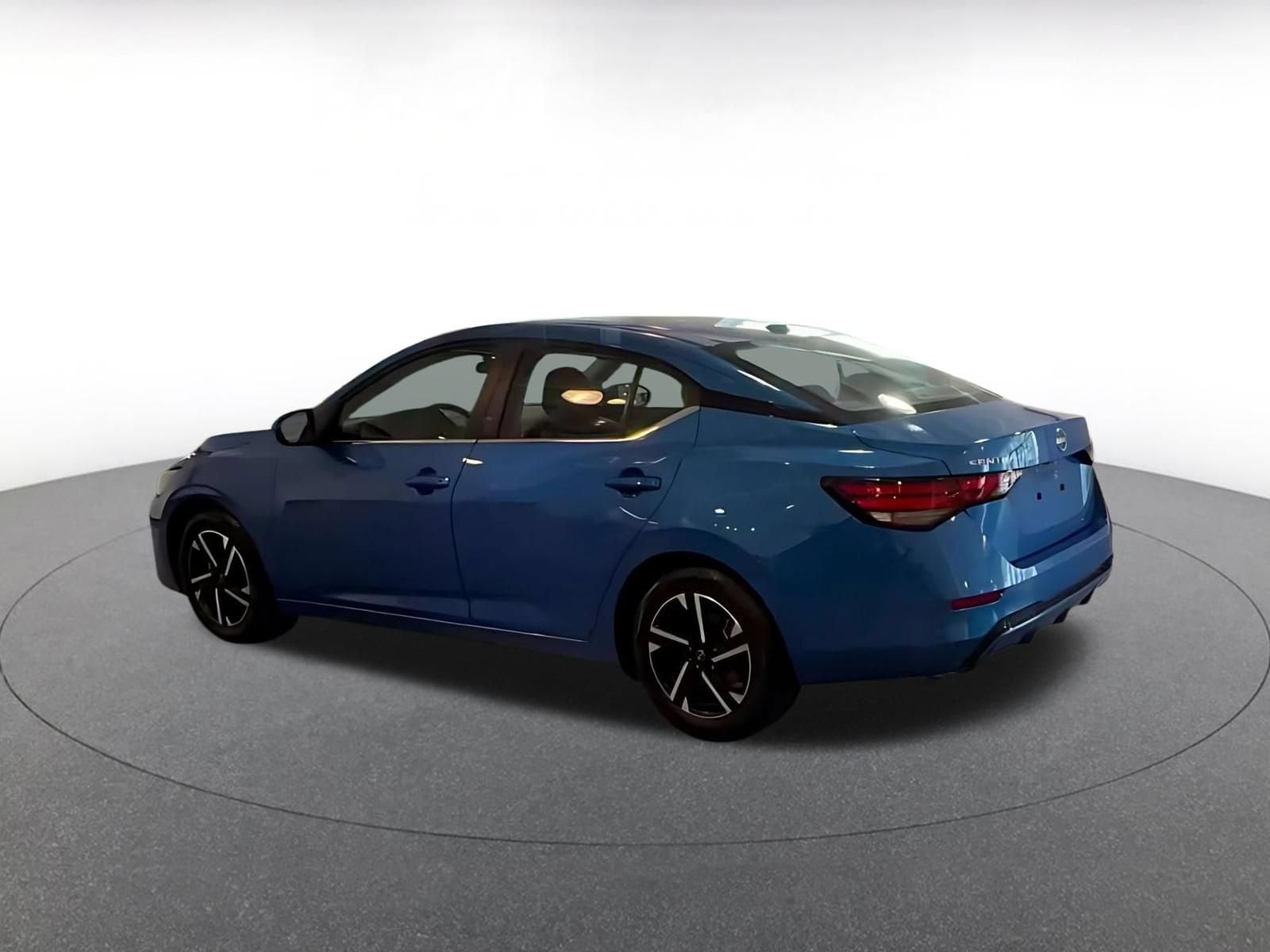 Thumbnail: 2025 Nissan Sentra - 10