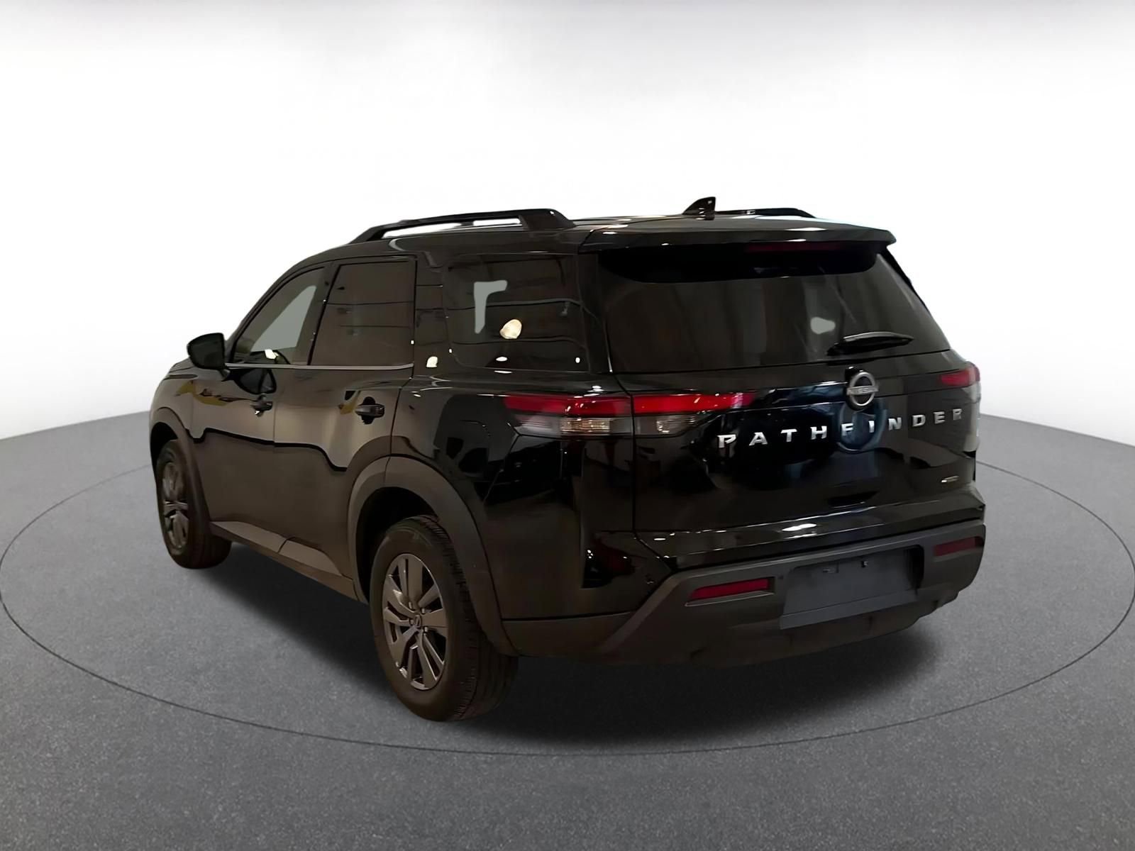 Thumbnail: 2025 Nissan Pathfinder - 11