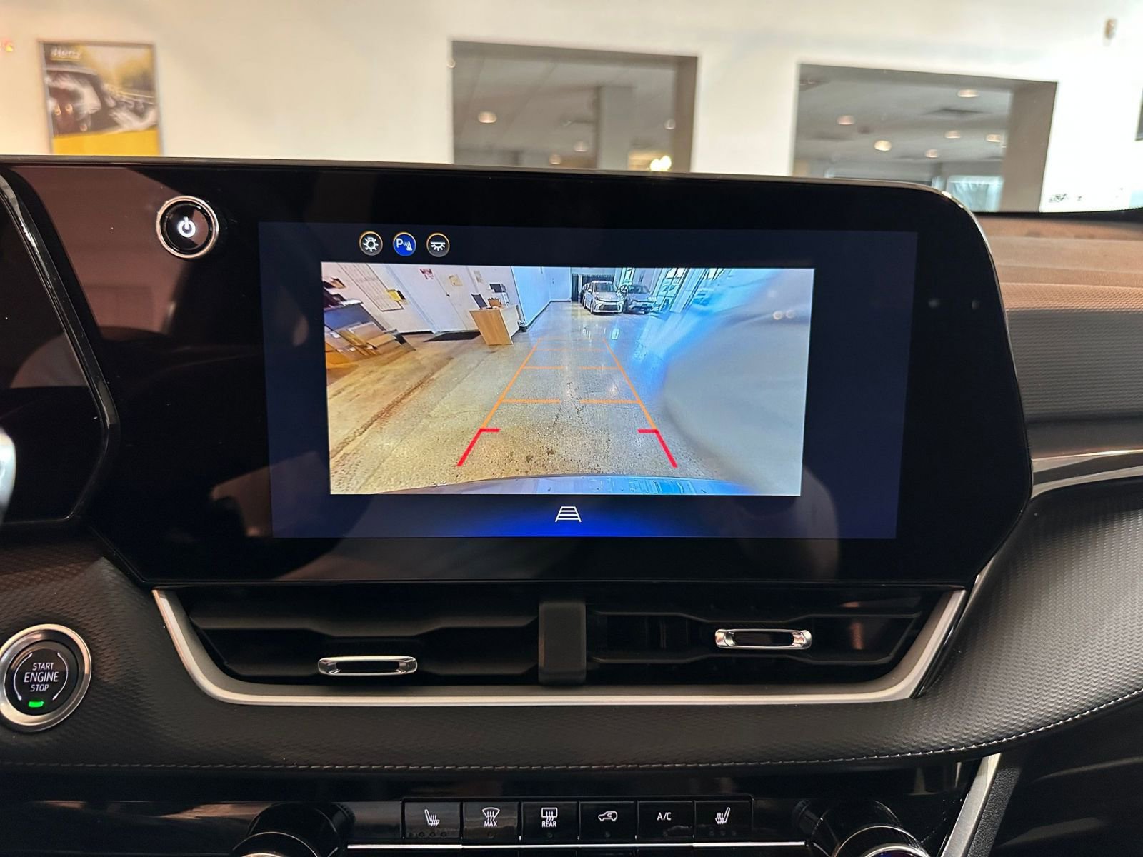 Thumbnail: 2025 Chevrolet Equinox - 24