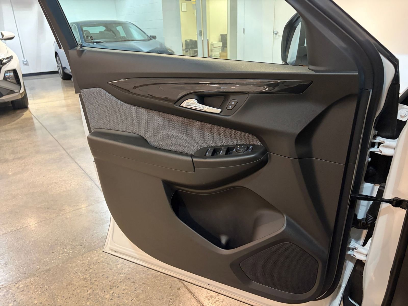 Thumbnail: 2025 Chevrolet TrailBlazer - 21