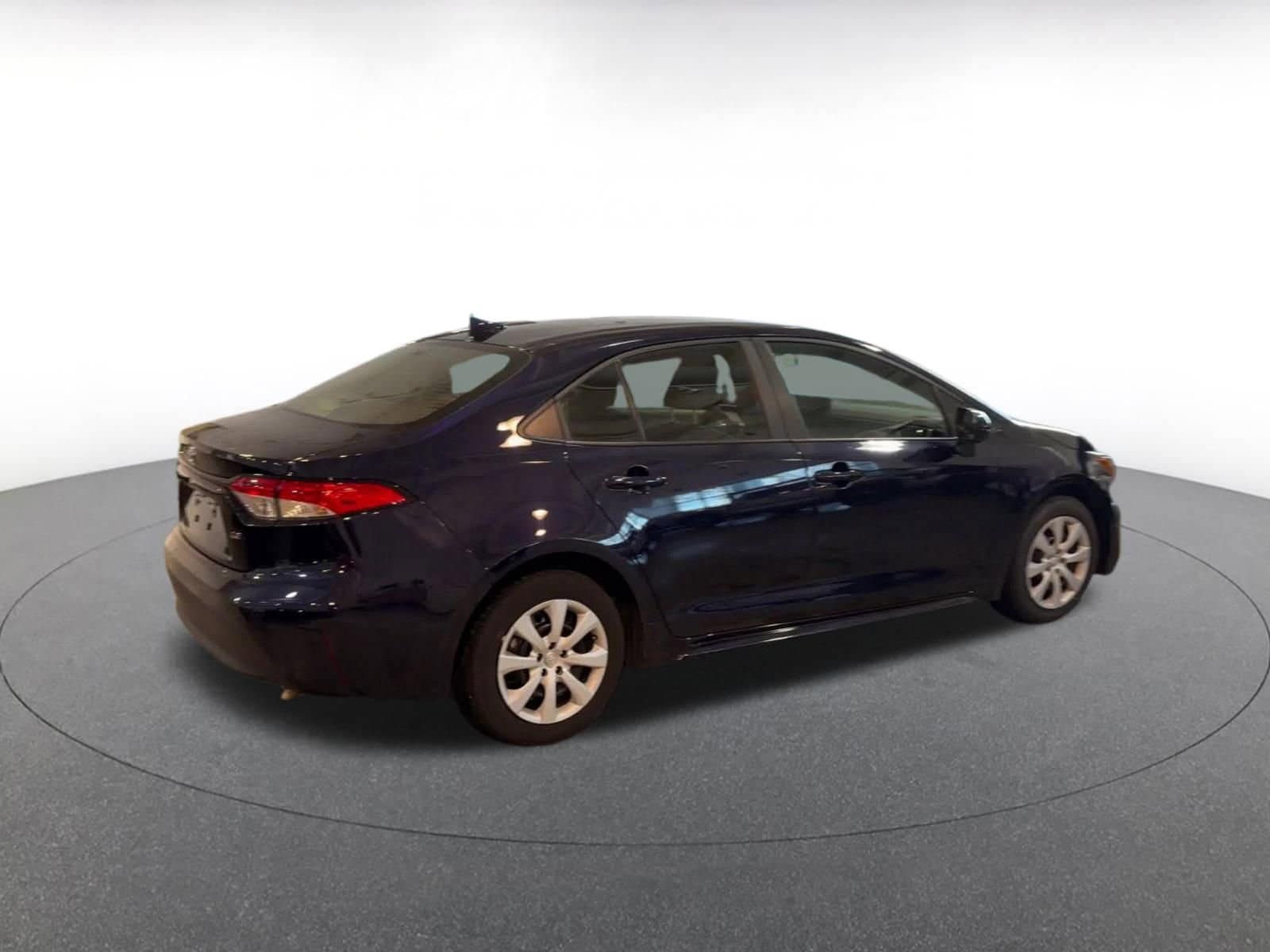 Thumbnail: 2025 Toyota Corolla - 16