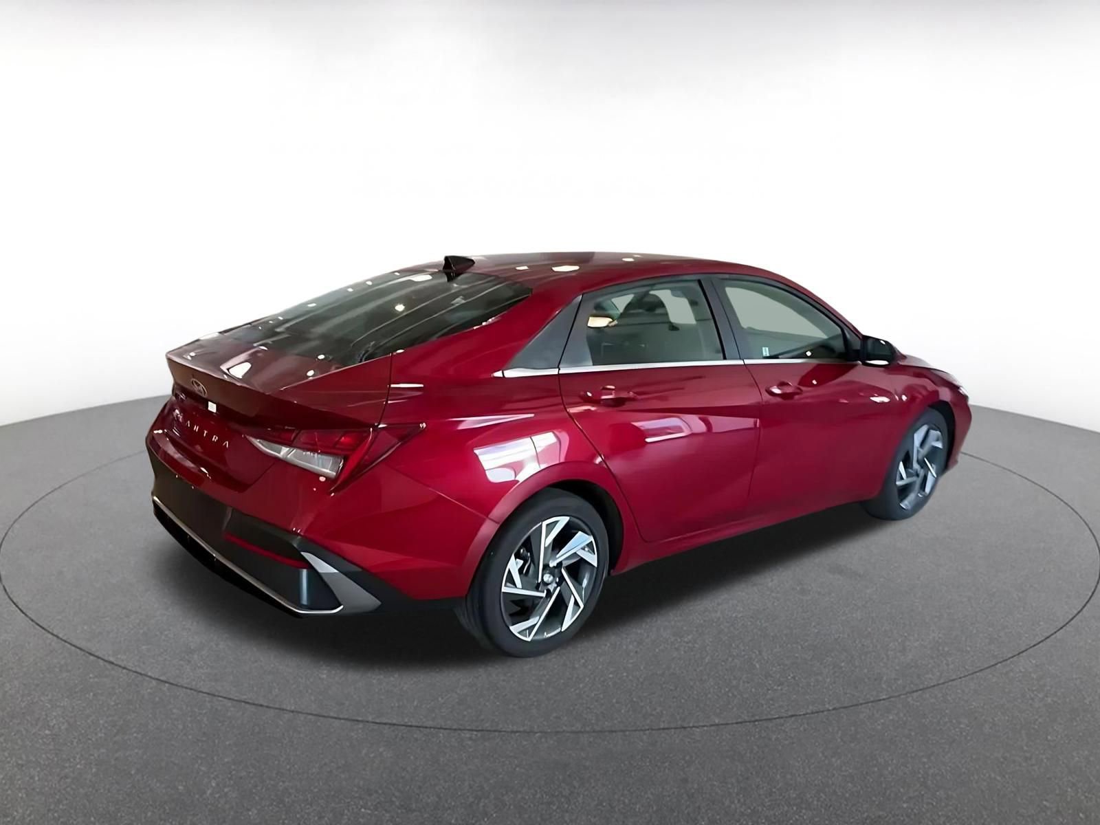 Thumbnail: 2025 Hyundai Elantra - 14