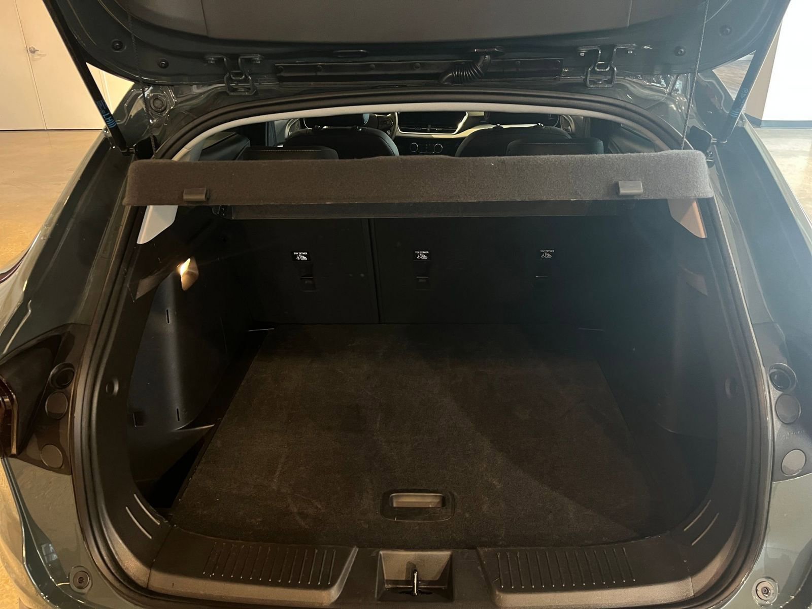 Thumbnail: 2025 Chevrolet Trax - 30