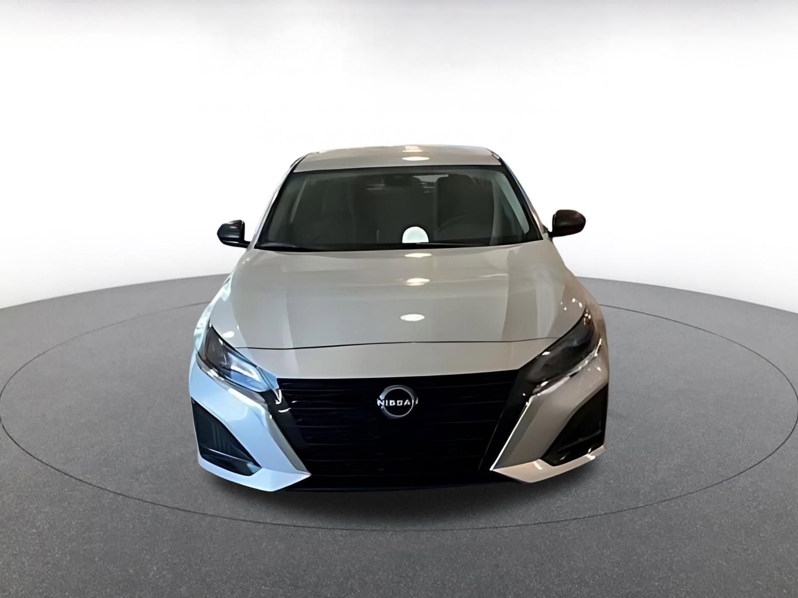 Thumbnail: 2025 Nissan Altima - 15