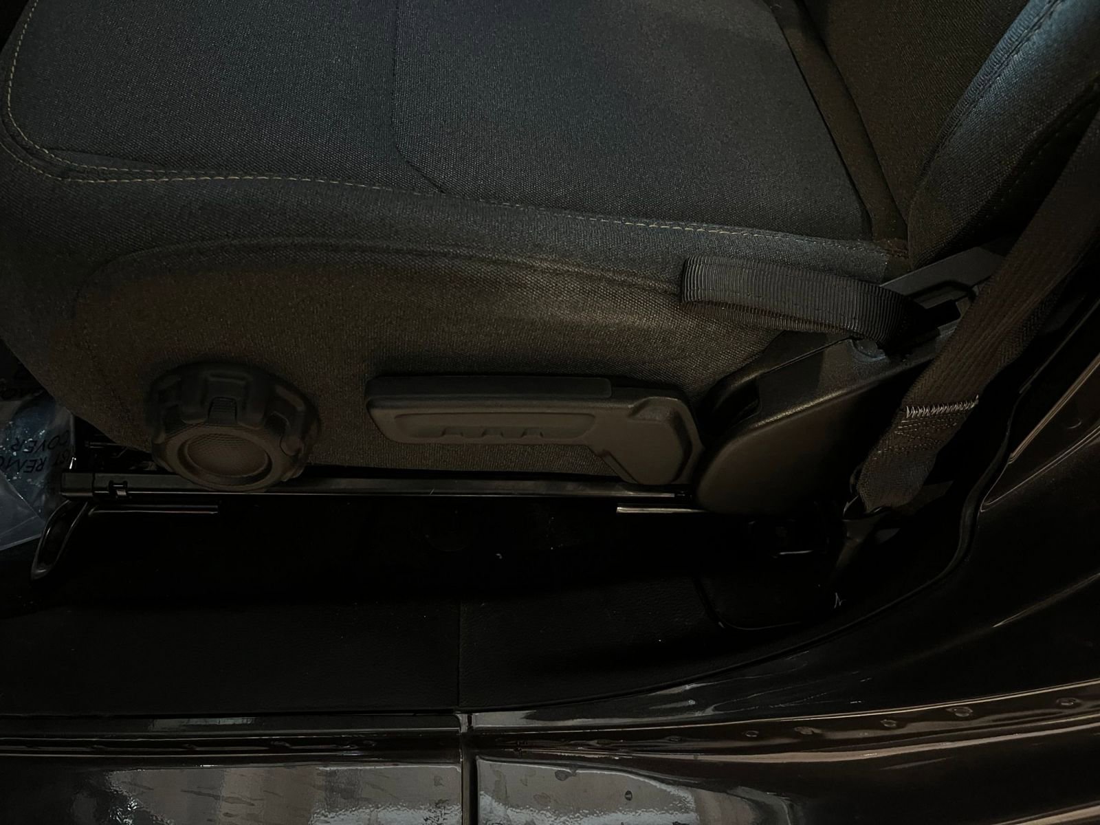 Thumbnail: 2025 Jeep Wrangler - 22