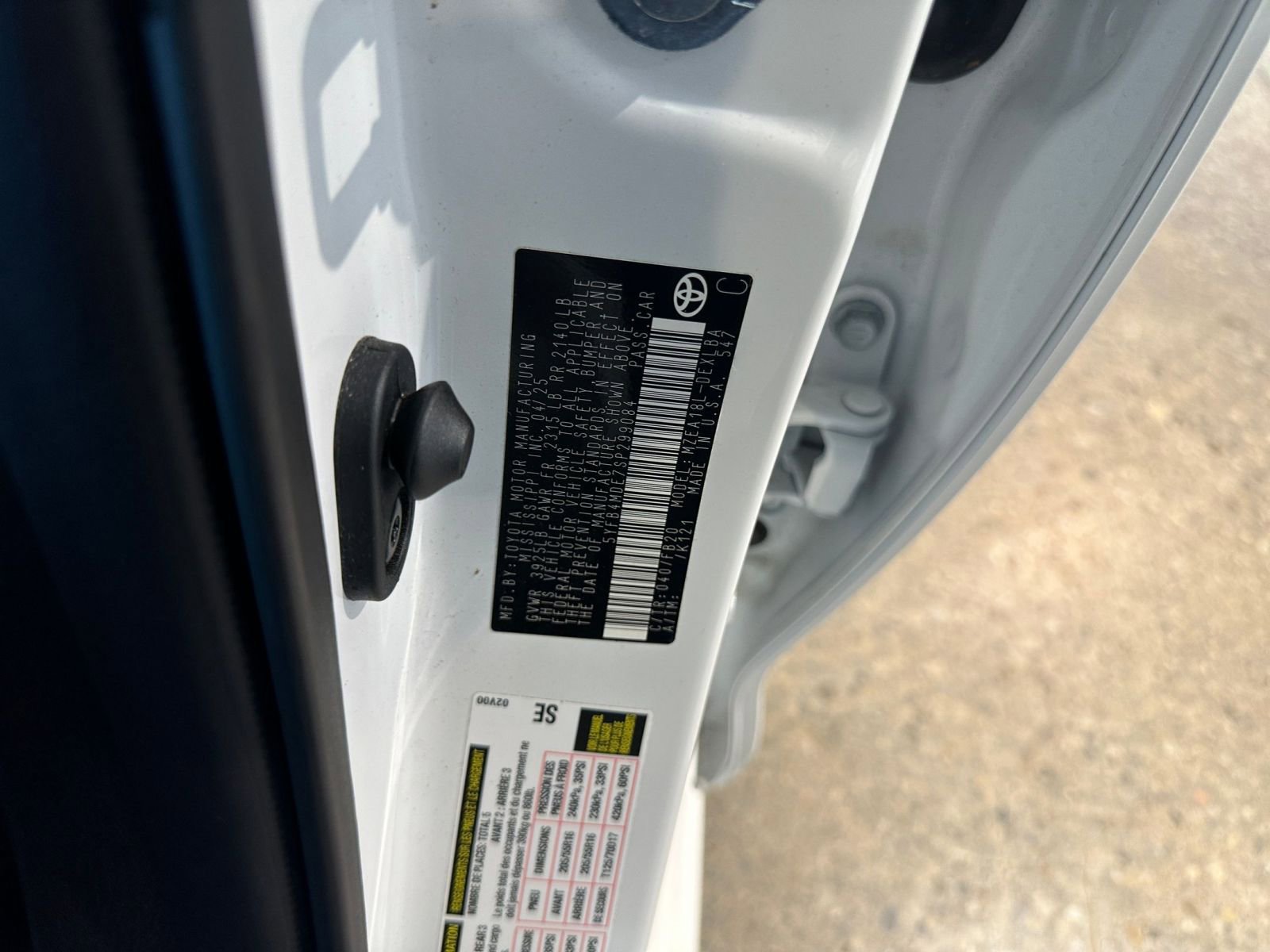 Thumbnail: 2025 Toyota Corolla - 28