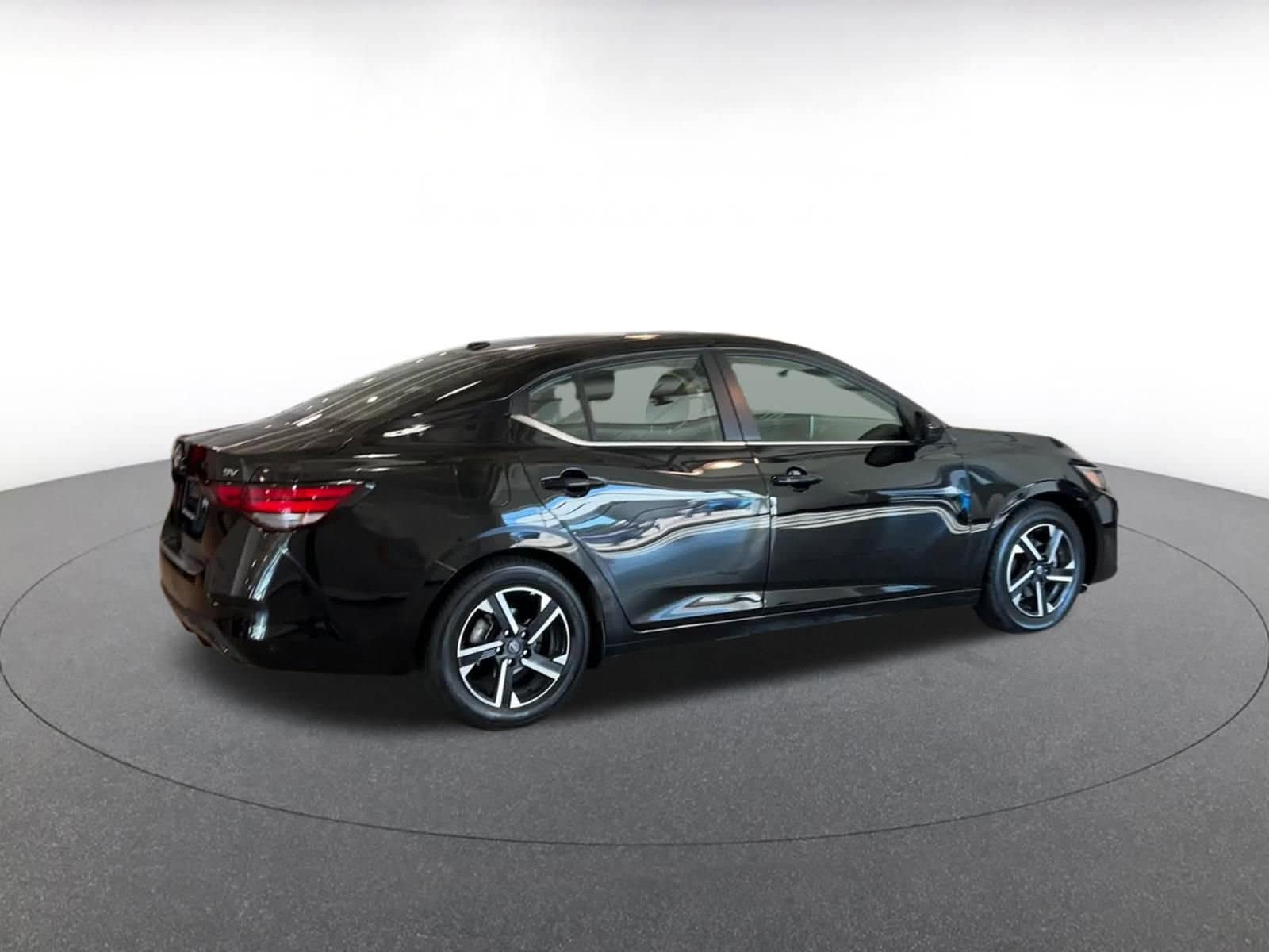 Thumbnail: 2024 Nissan Sentra - 15