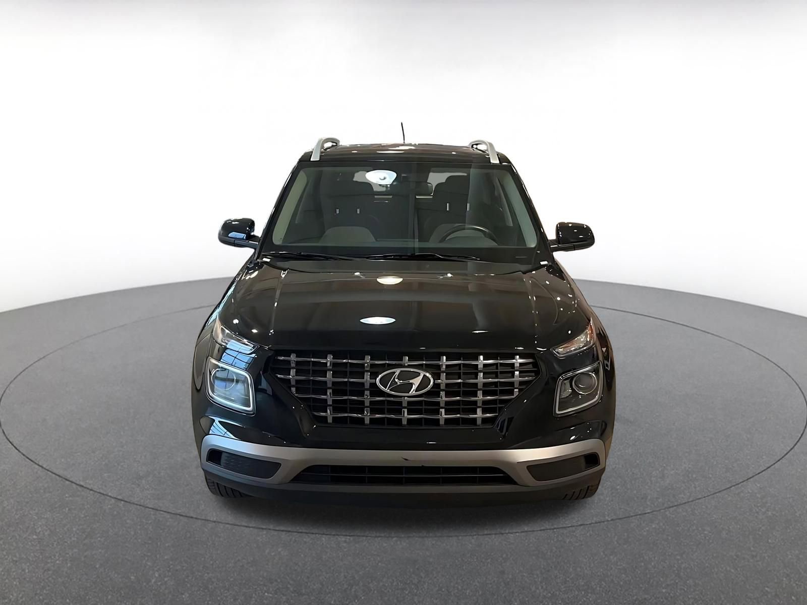 Thumbnail: 2025 Hyundai Venue - 4