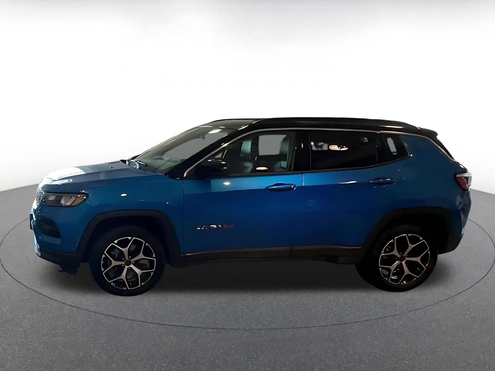 Thumbnail: 2025 Jeep Compass - 8
