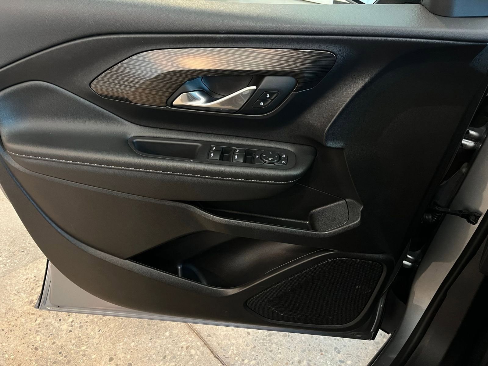 Thumbnail: 2024 GMC Terrain - 20