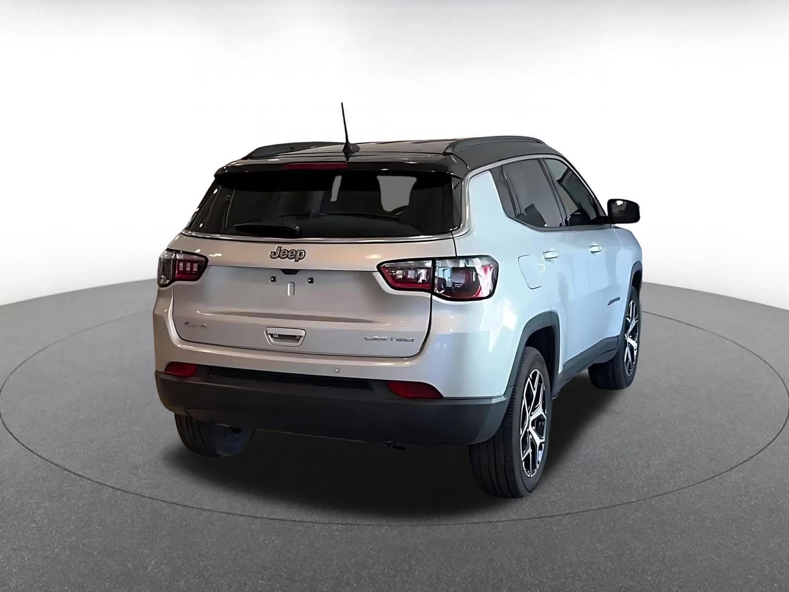 Thumbnail: 2025 Jeep Compass - 14