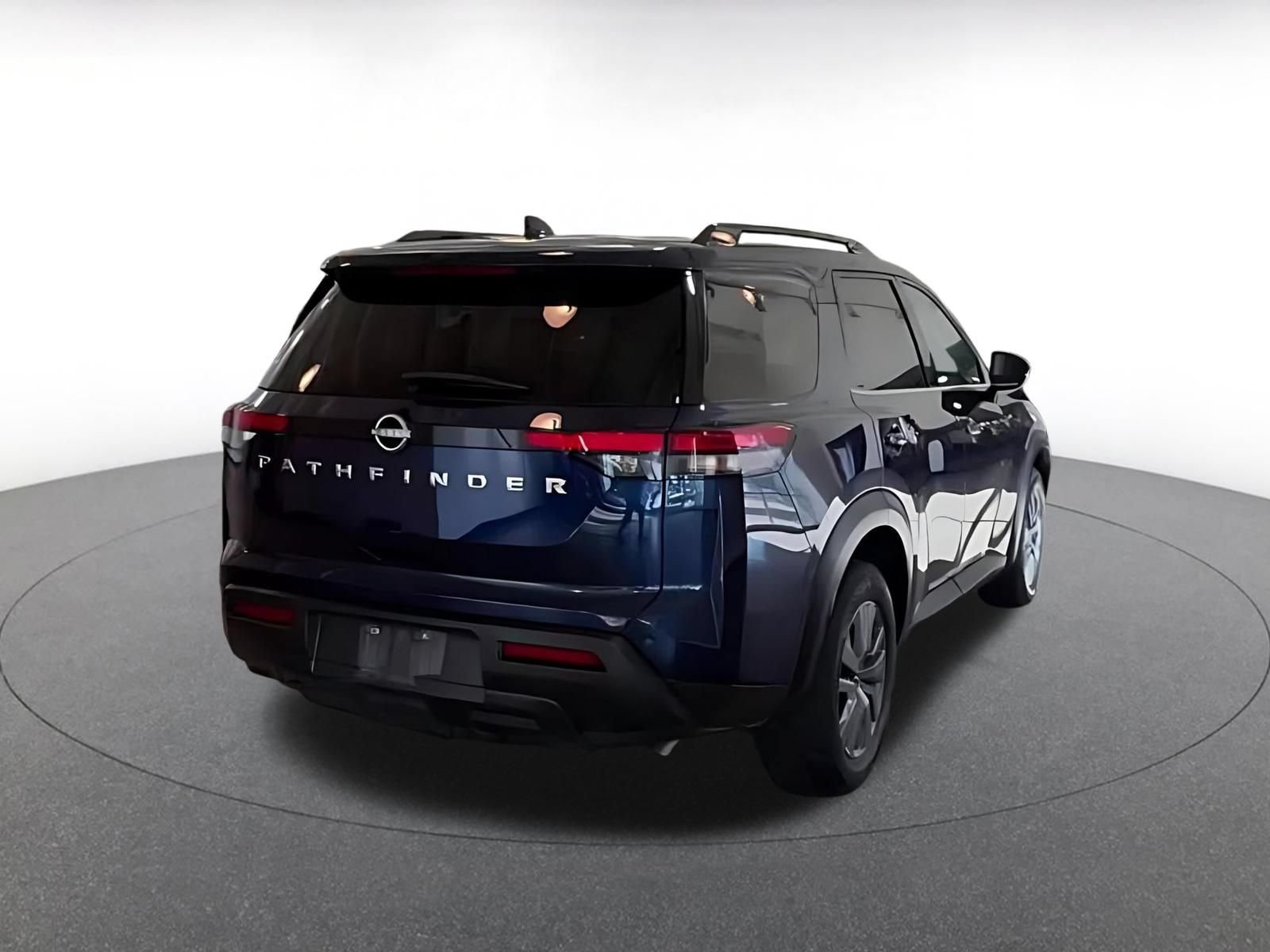 Thumbnail: 2025 Nissan Pathfinder - 12