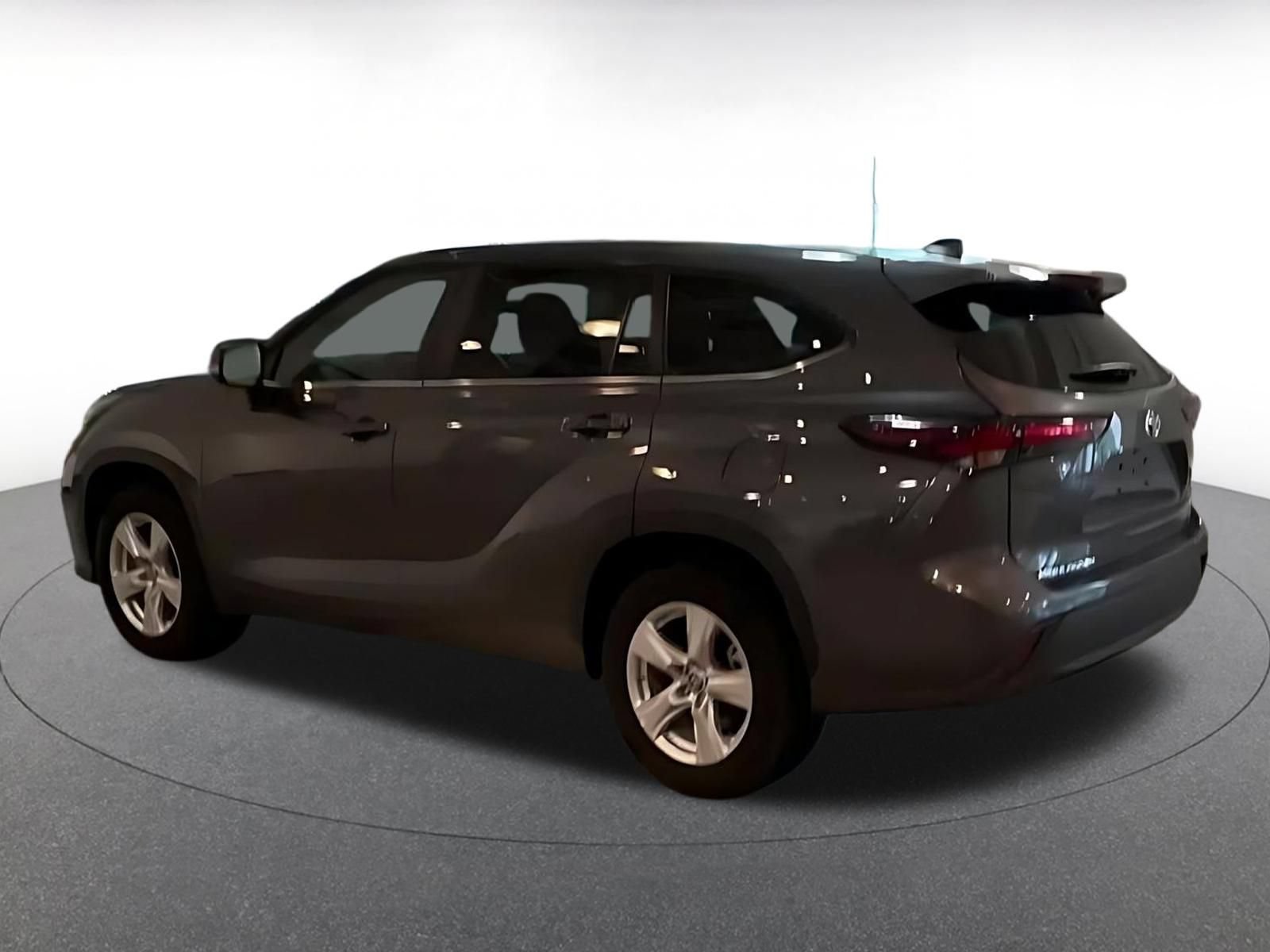 Thumbnail: 2025 Toyota Highlander - 9