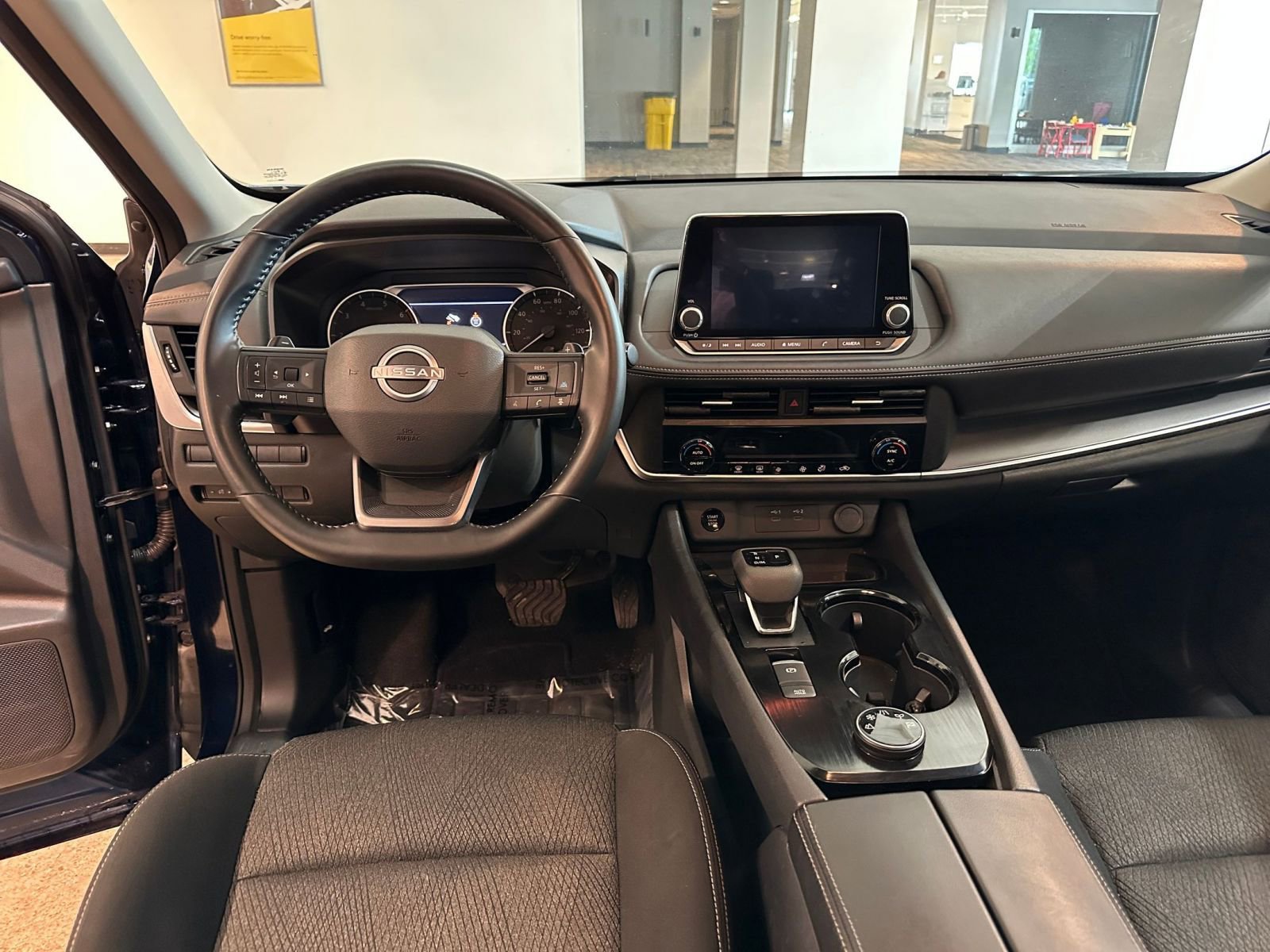 Thumbnail: 2025 Nissan Rogue - 35