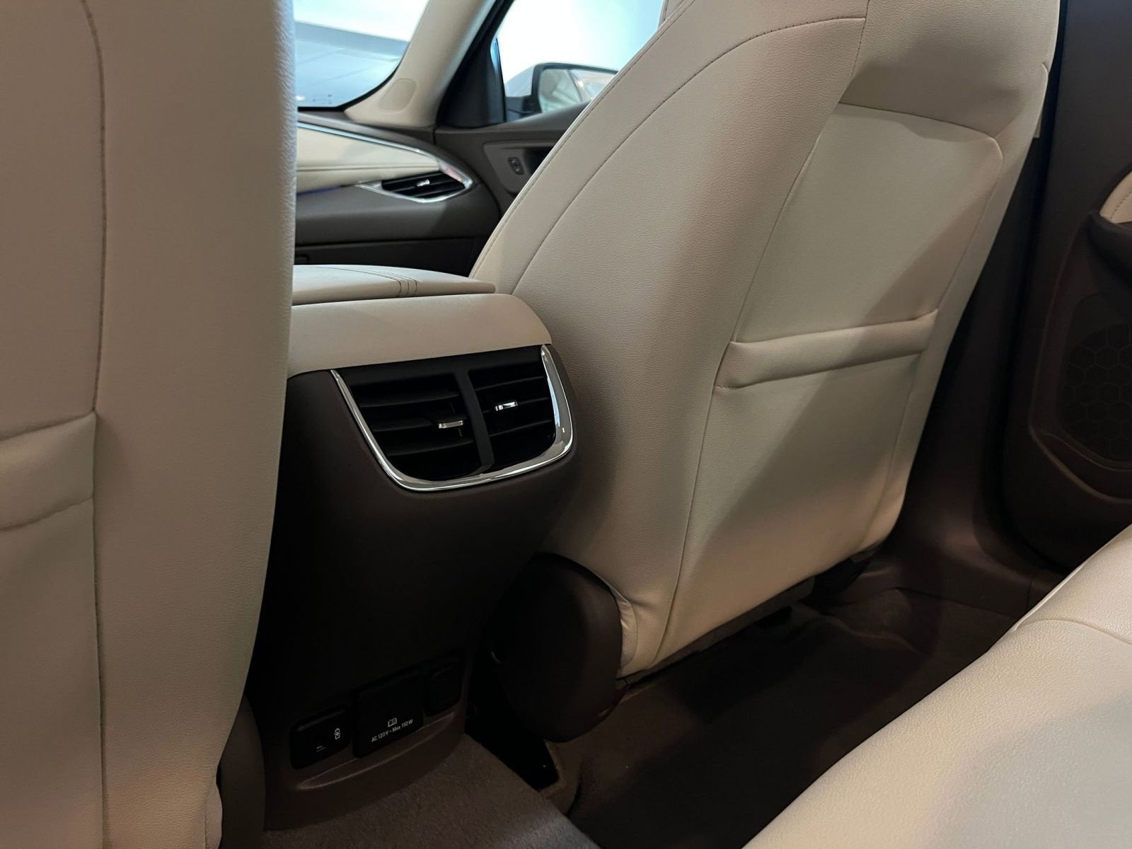 Thumbnail: 2024 Chevrolet Malibu - 24