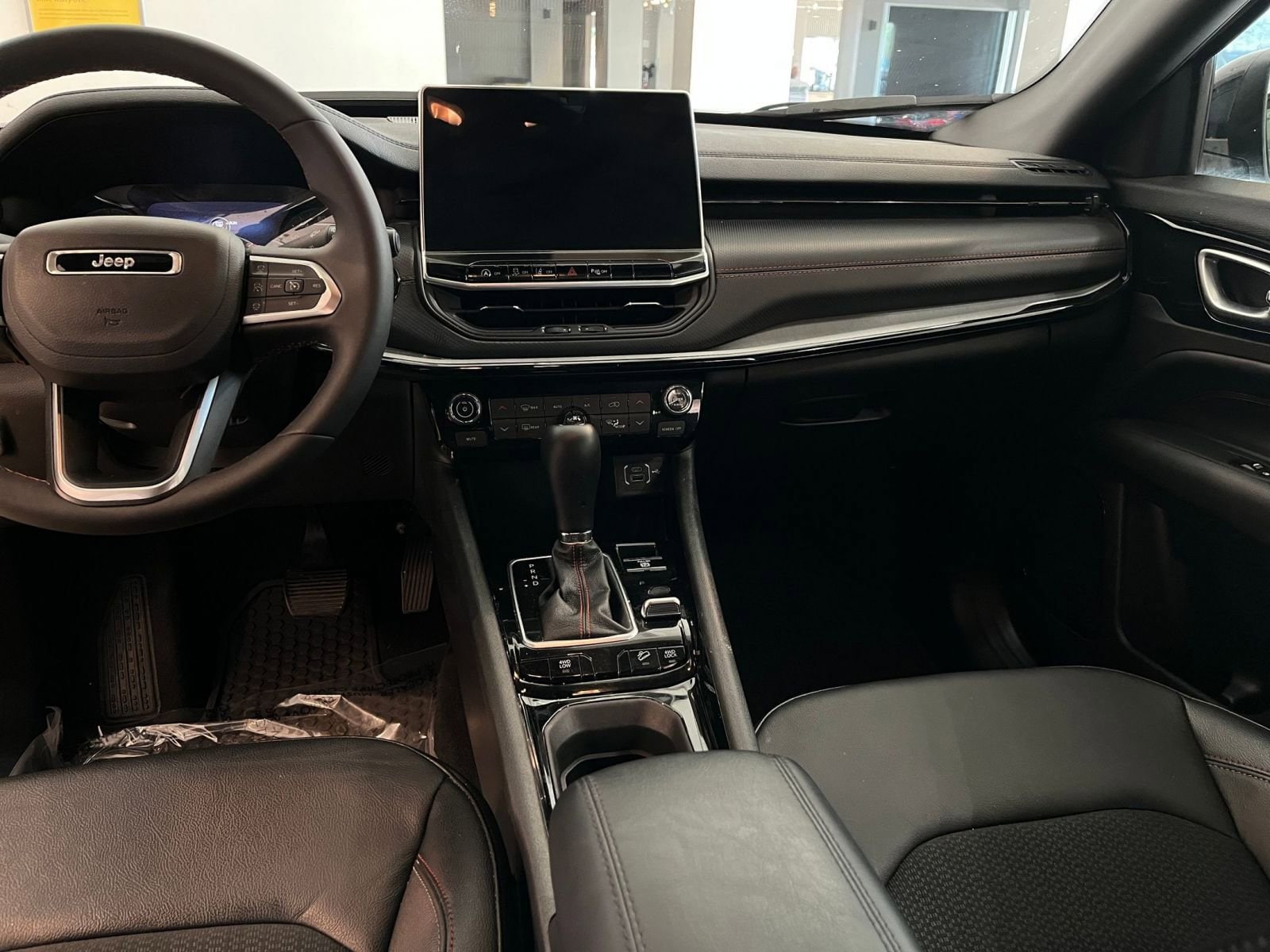 Thumbnail: 2025 Jeep Compass - 35