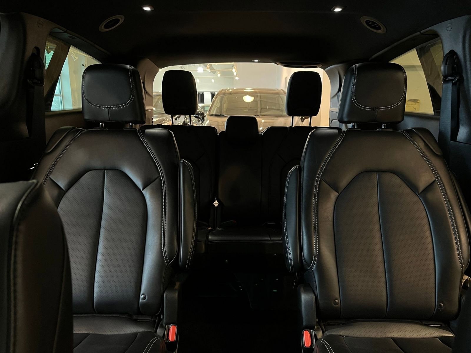 Thumbnail: 2025 Chrysler Pacifica - 30