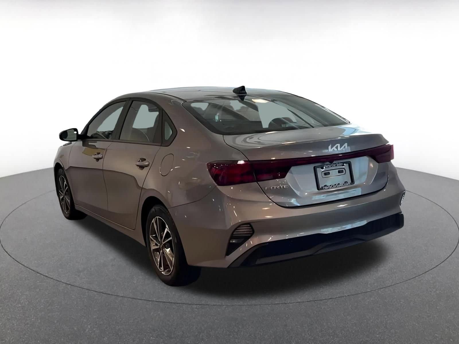 Thumbnail: 2024 Kia Forte - 11