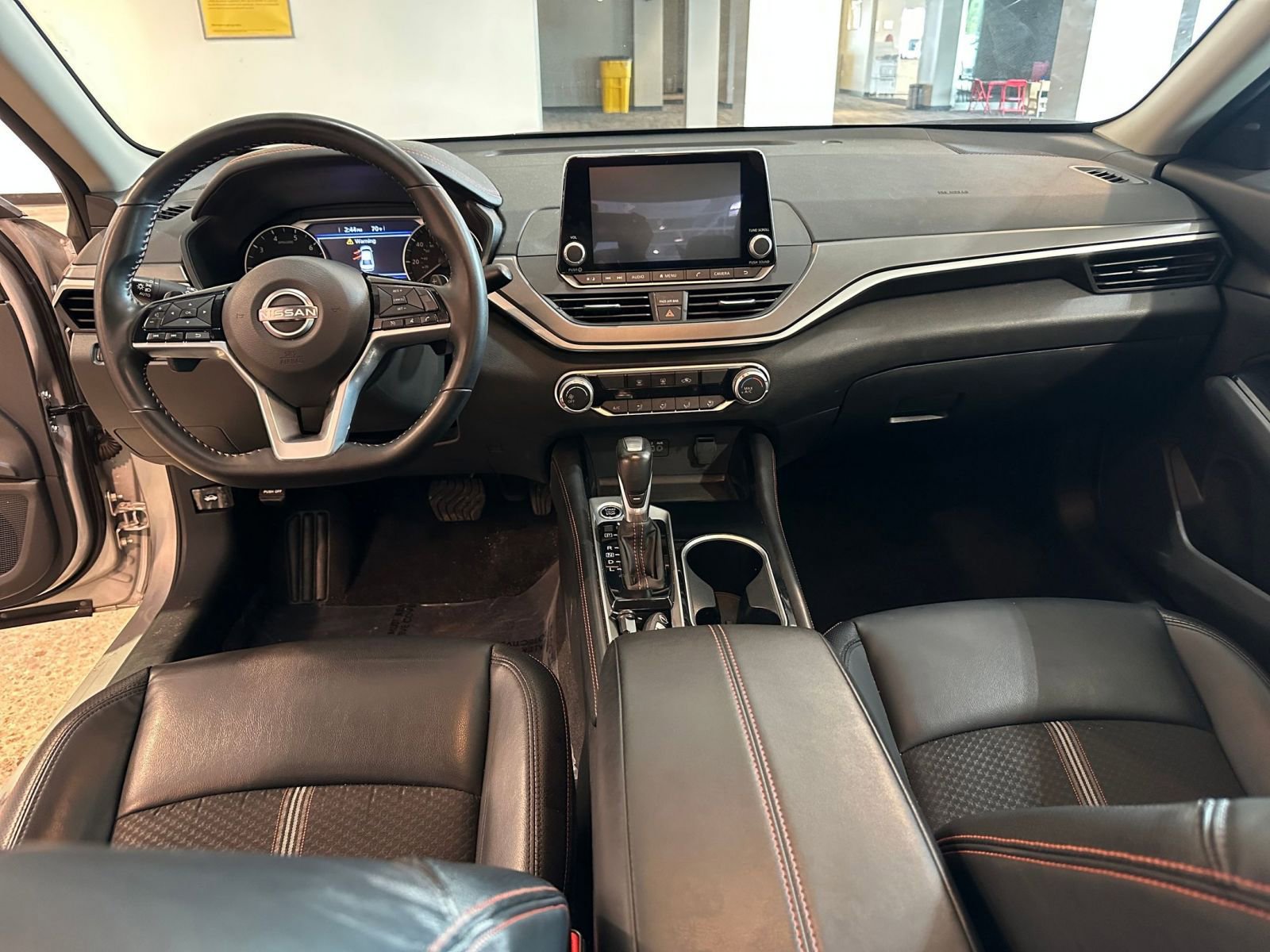 Thumbnail: 2025 Nissan Altima - 32